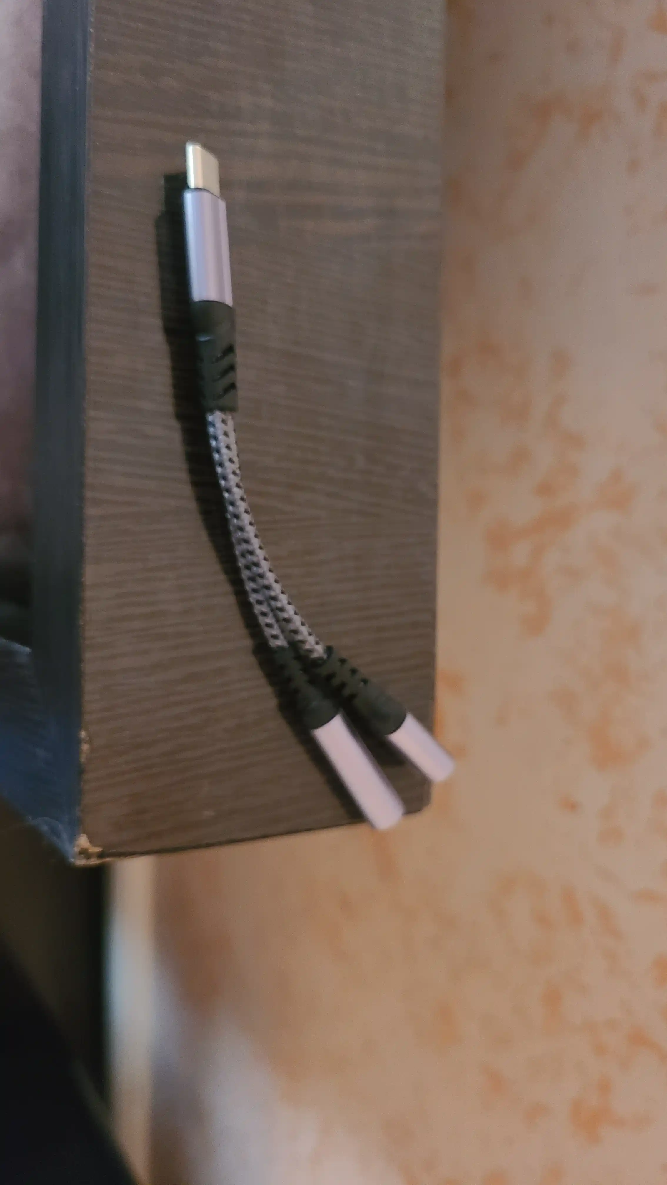 Adapter Samsung va iPhone uchun,Type-C va Lighting audio-ulagich,AUX va quloqchinlar uchun