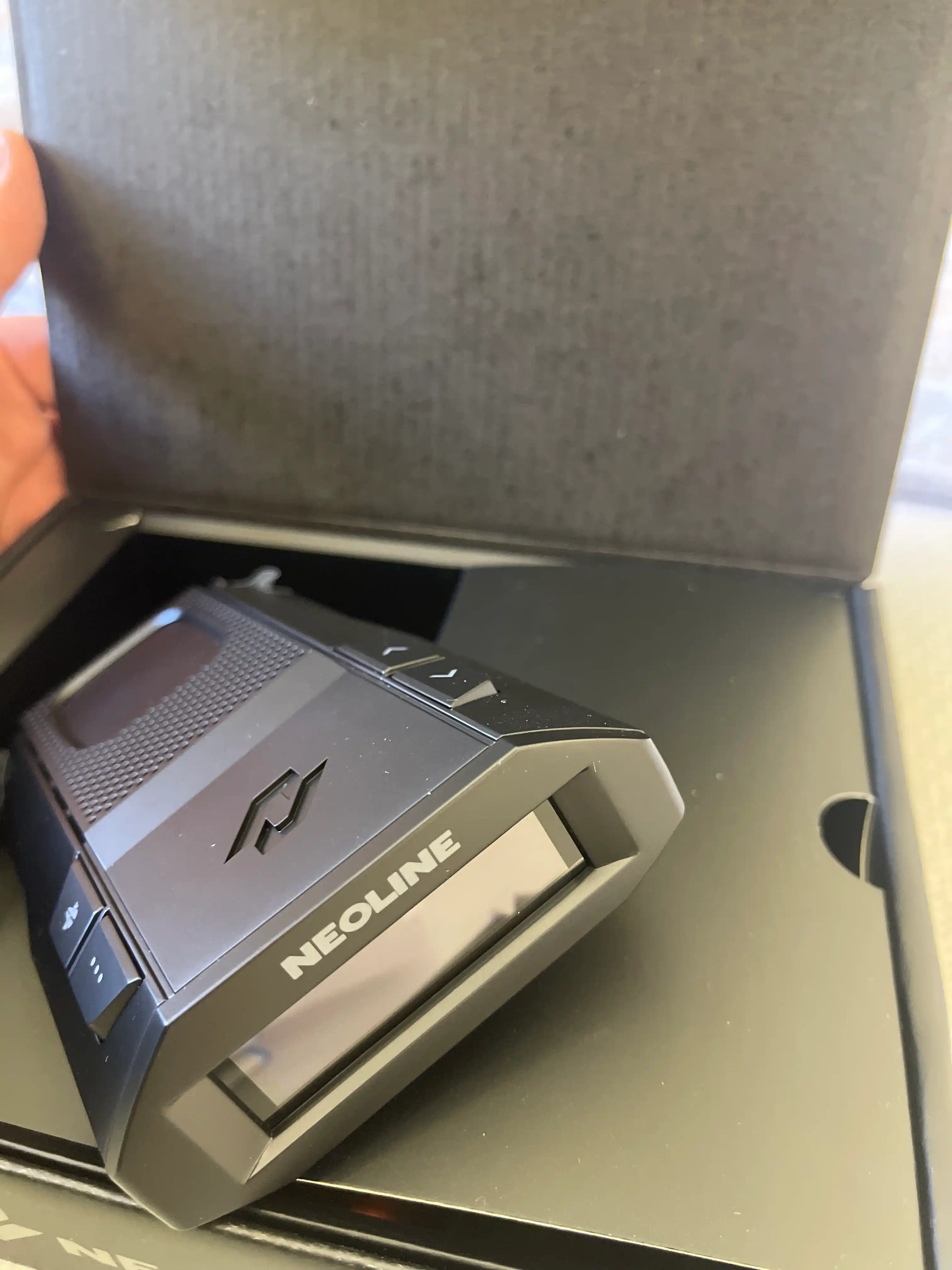 Neoline X-Cop 7800s Wi-Fi Black radar detektori, O'zbekiston uchun versiya