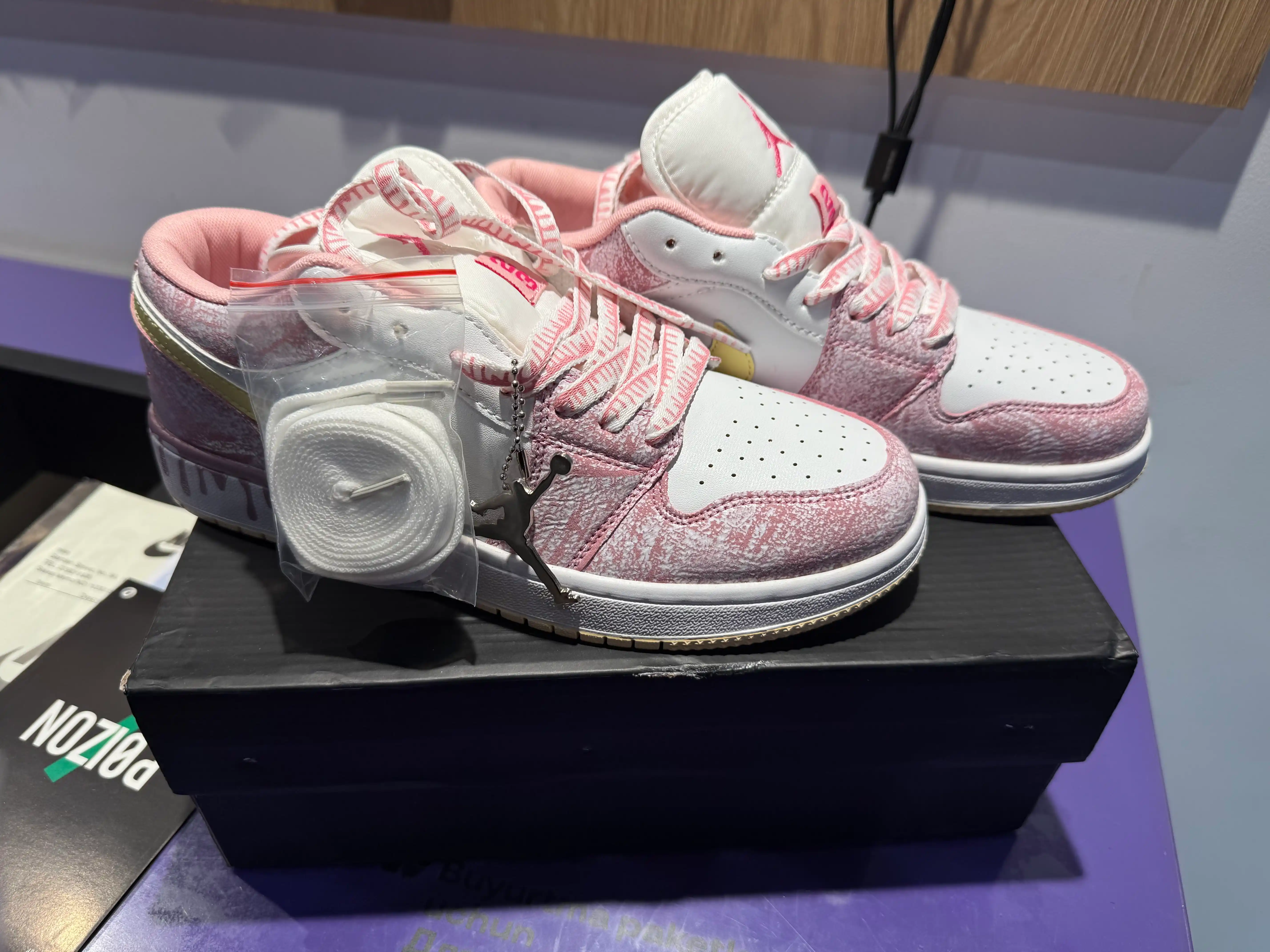 Nike Air Jordon krossovkalari, o‘lcham-o‘lcham