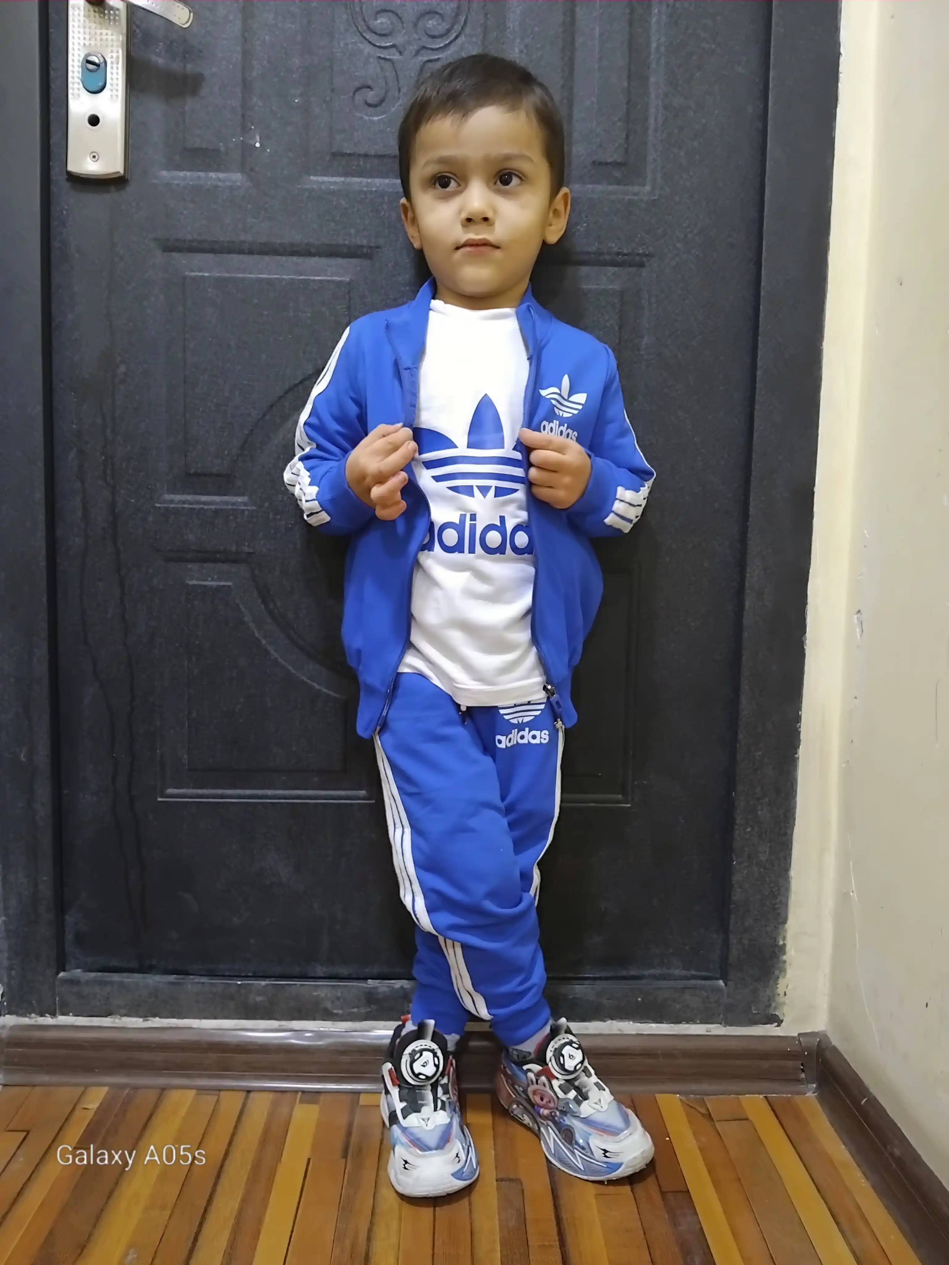 O'g'il bolalar uchun sport kostyumi, uch qismli, 2 yoshdan 12 yoshgacha bolalar uchun