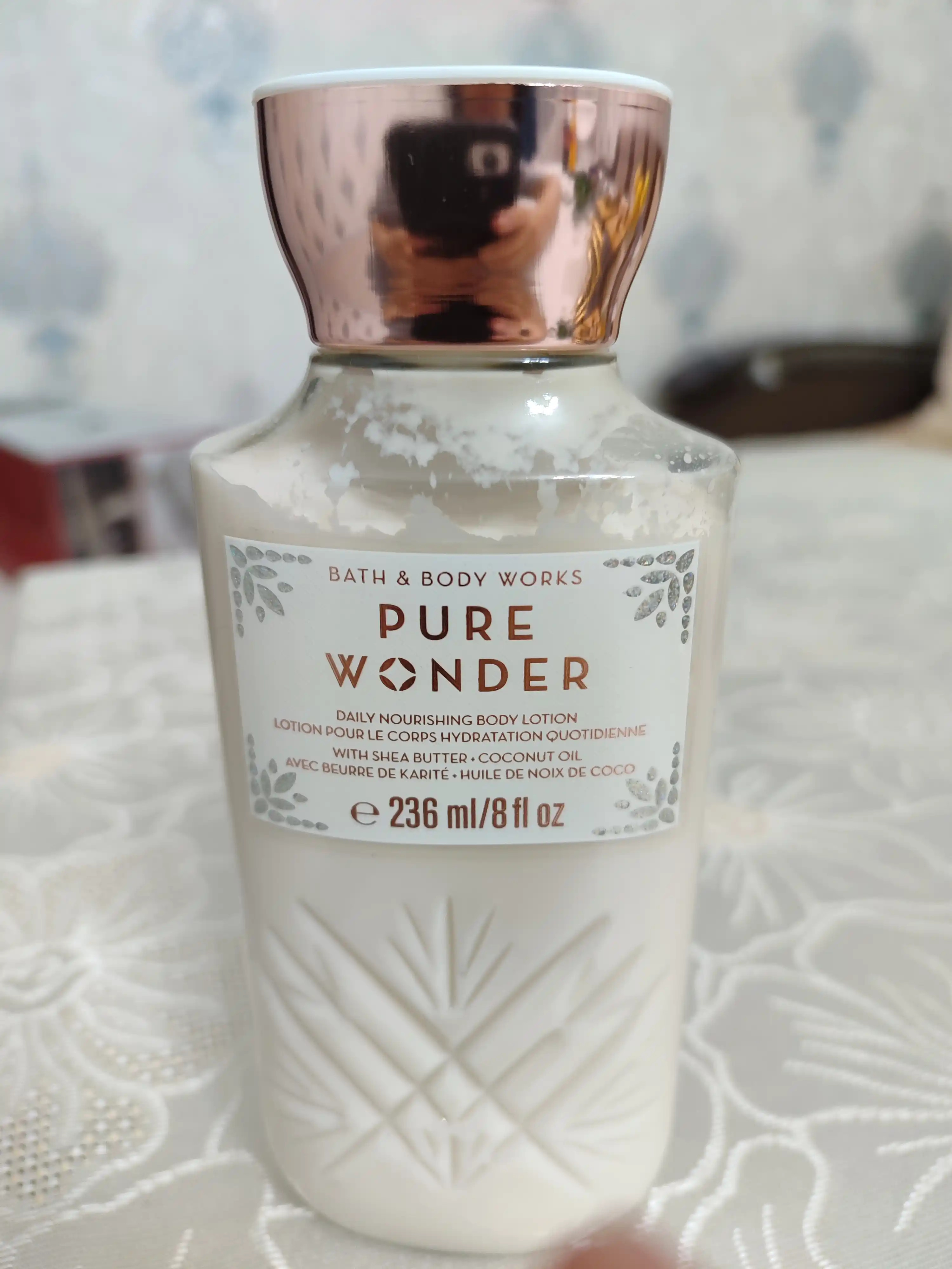 Лосьон для тела Bath & Body Works, парфюмированный, стойкий, 236 мл