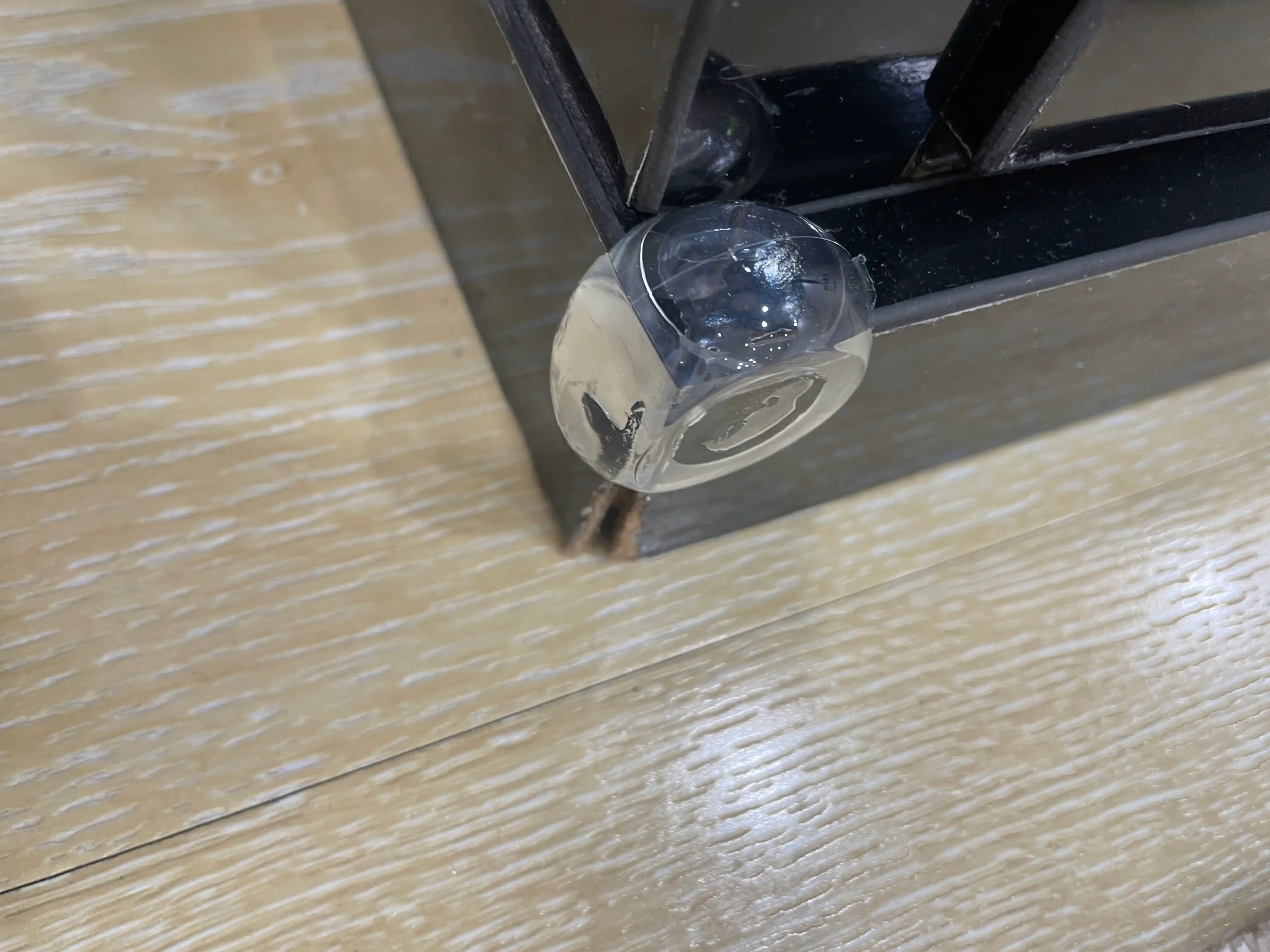 Mebel burchaklari, stol burchagi himoyasi, silikon, zarbaga qarshi, 4 dona