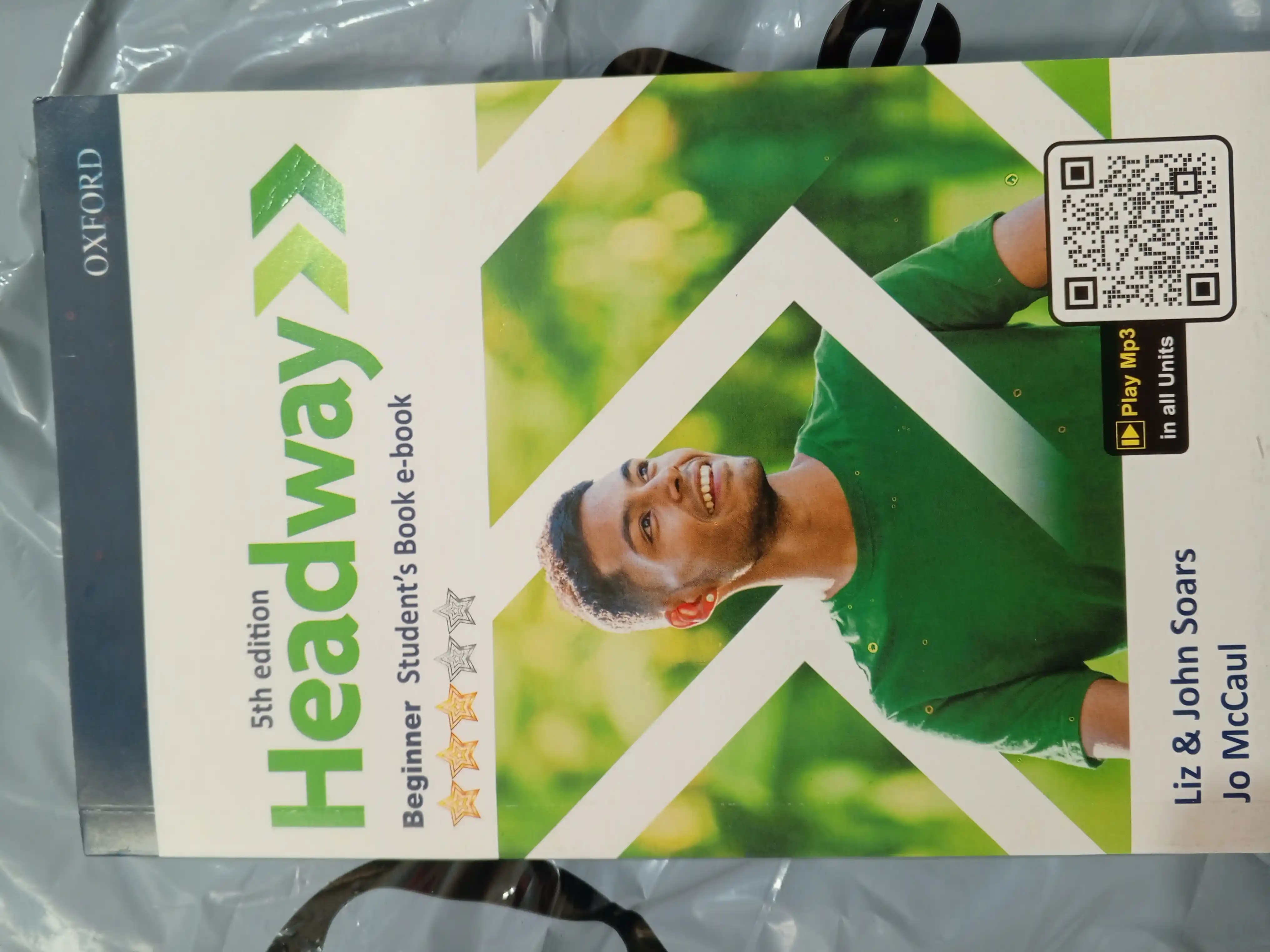 Headway Beginner, Elementary, Pre-intermediate Student's book 4th, 5th editon