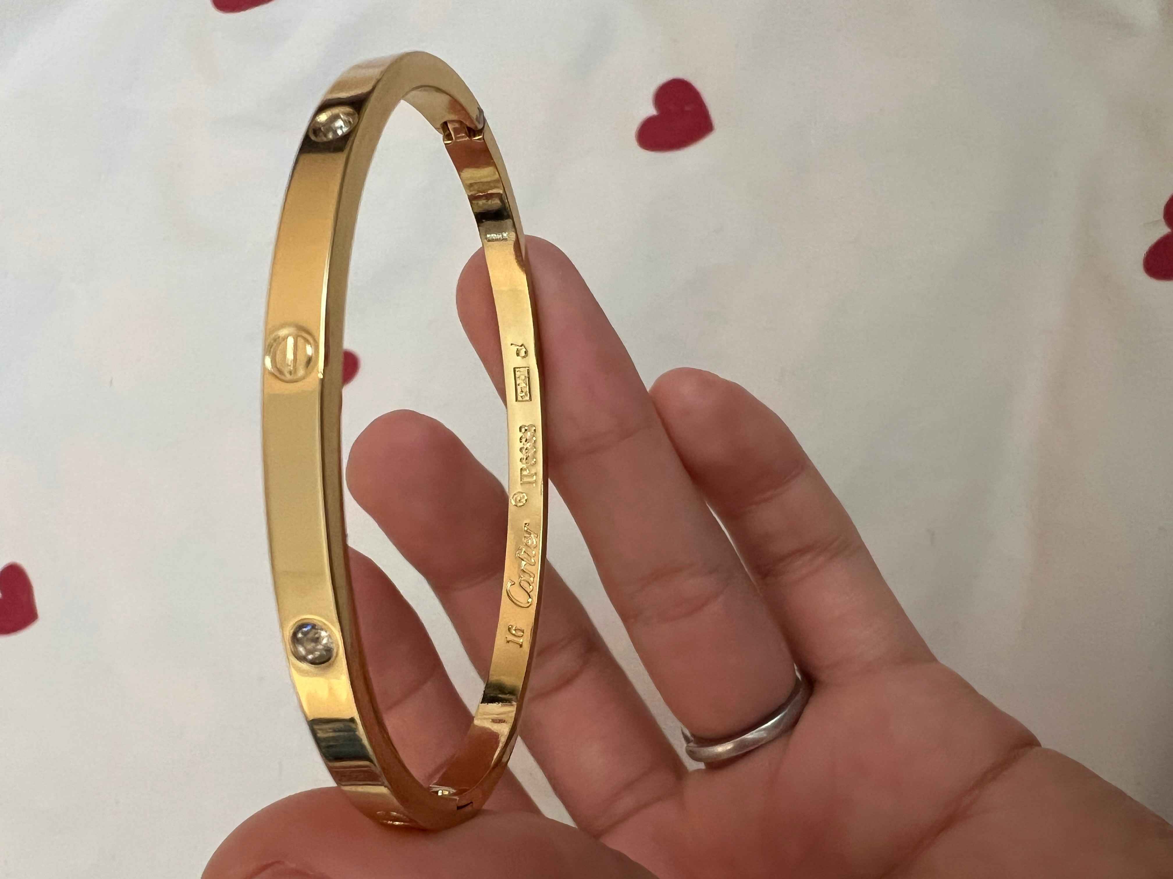 Ayollar va qizlar uchun bilakuzuk, Cartier, bijuteriya