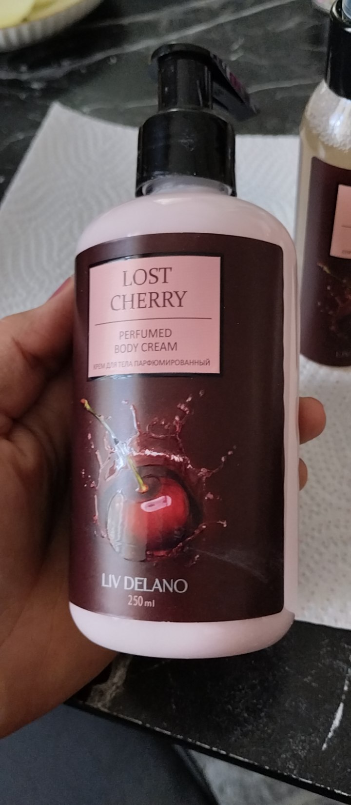 Tana parvarishi sovg'a to'plami Liv Delano Lost Cherry