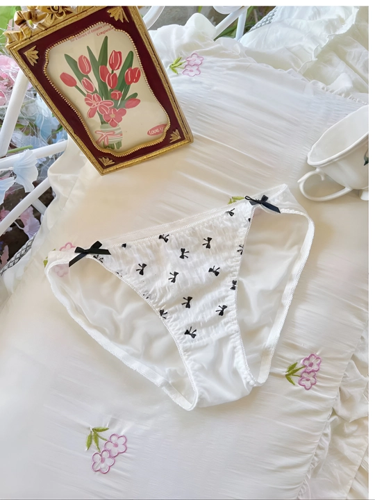 Комплект из бюстгальтера и трусиков Hello Kitty, для женщин и девочек, размеры M, L, XL