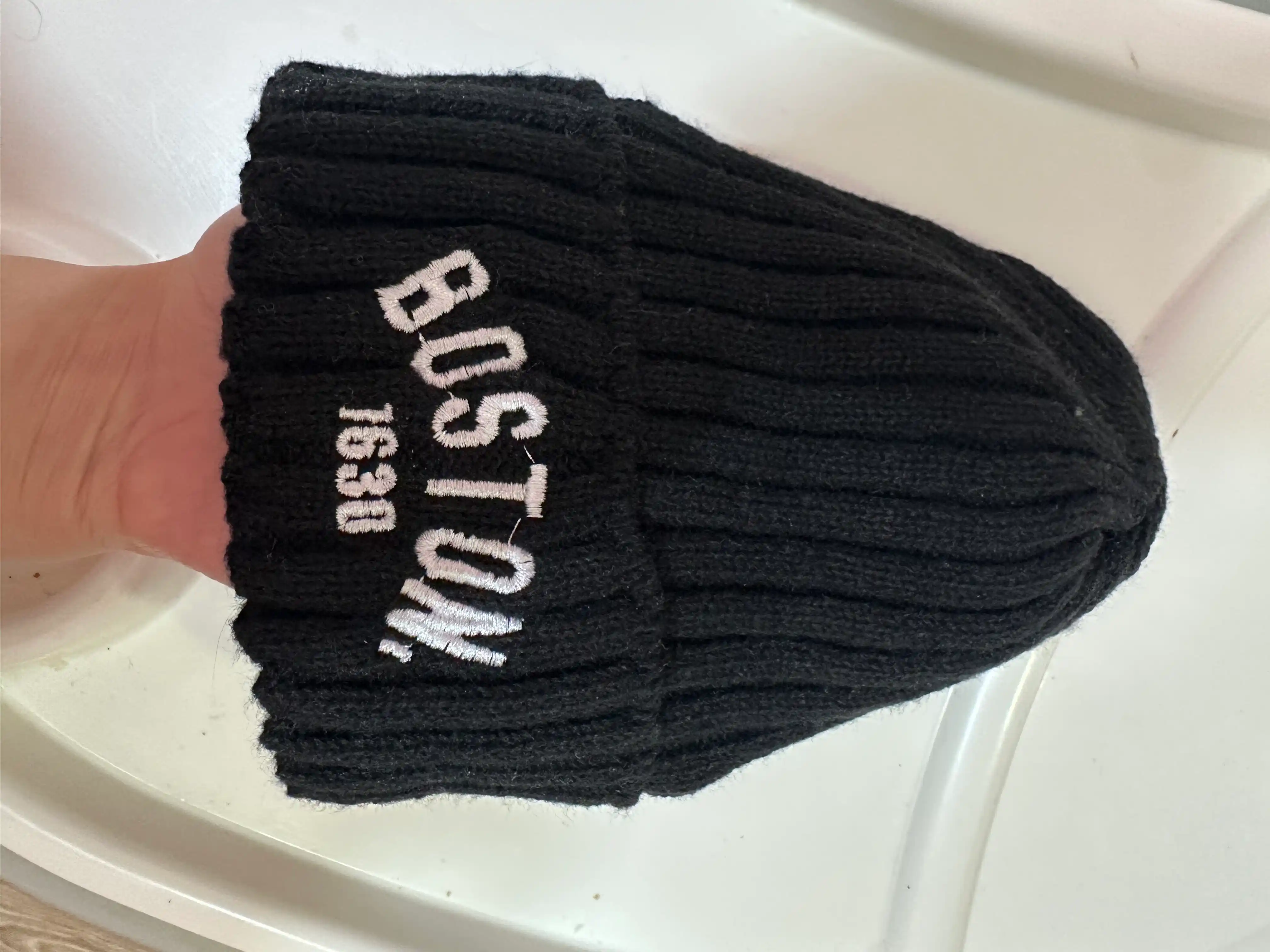 Bolalar uchun issiq qishki shapka (Boston va boshqa modellar)