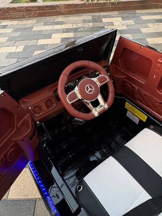 Bolalar elektr avtomobili, masofadan radio boshqarish pulti bilan