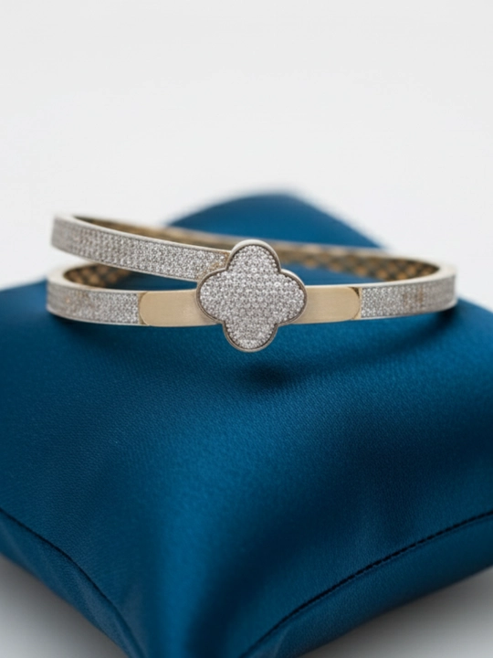 Ayollar uchun oltin braslet, bilaguzuk, 585 namuna, 19.4 gr, D10B model, DIAMOND
