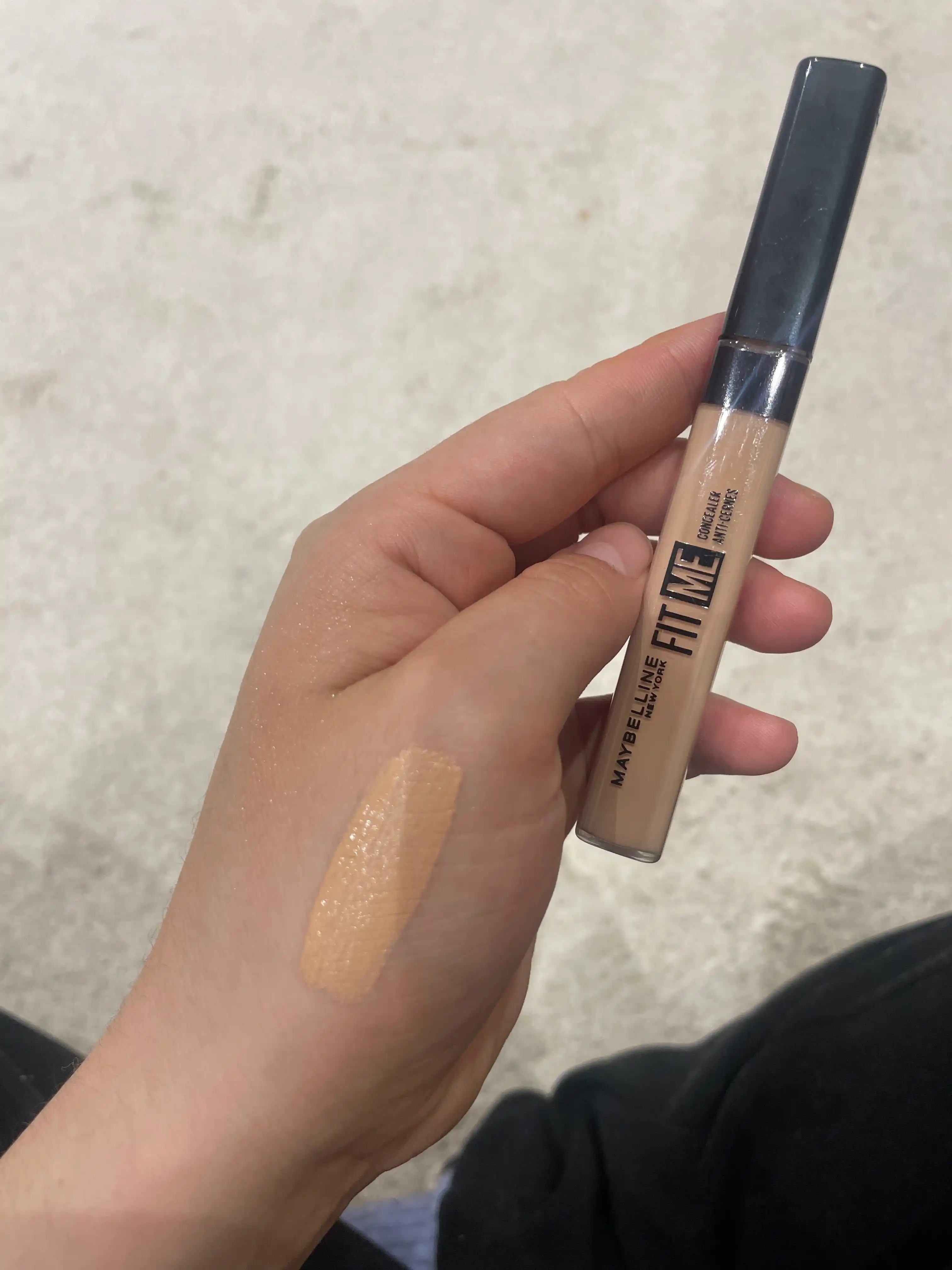 Консилер для лица Maybelline New York Fit Me, оттенок 10 светло-бежевый, 6.8 мл