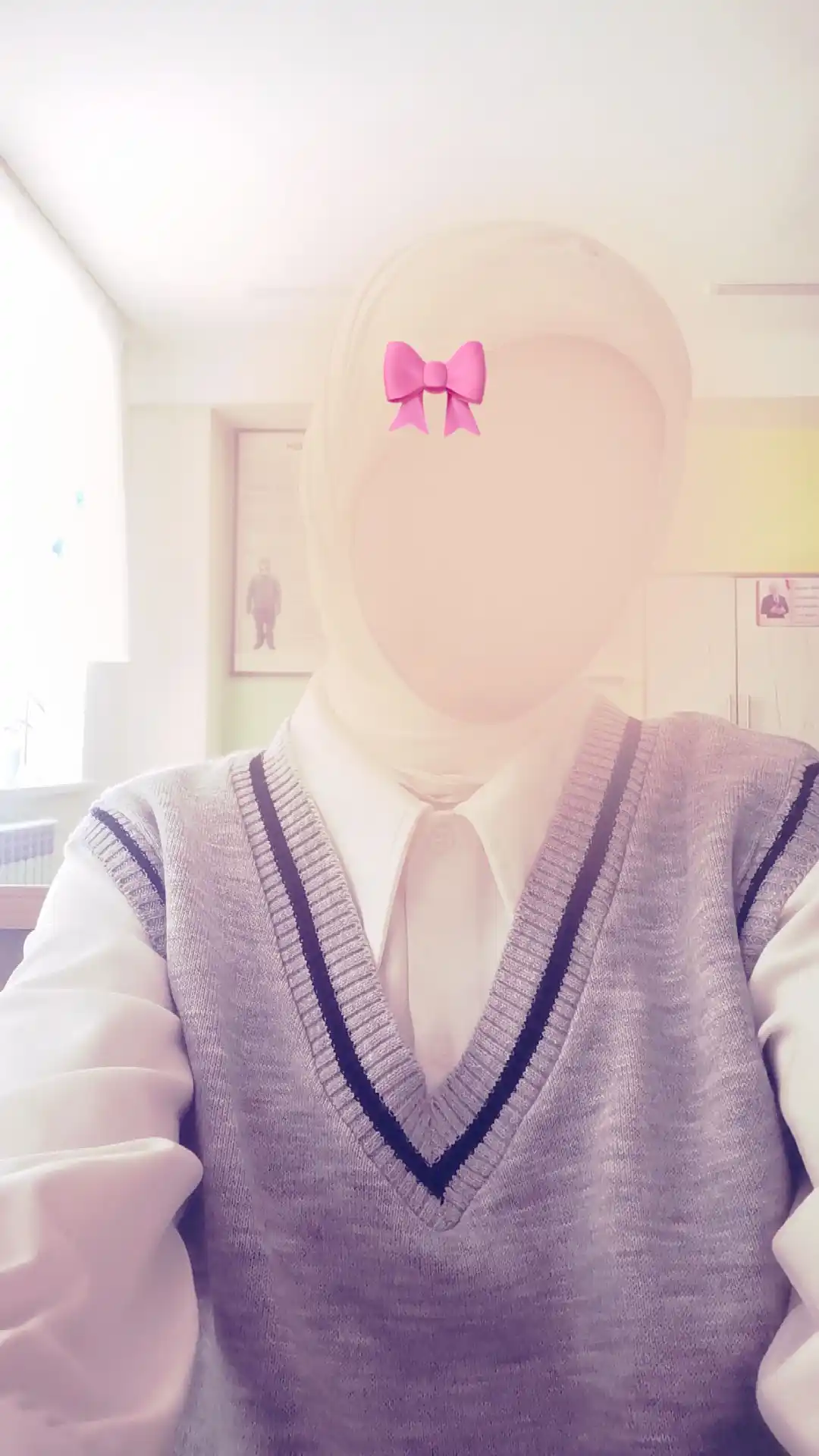 Maktab va o`qish uchun nimcha, jiletka Didov Triko uy, ish, ofis, maktab uchun