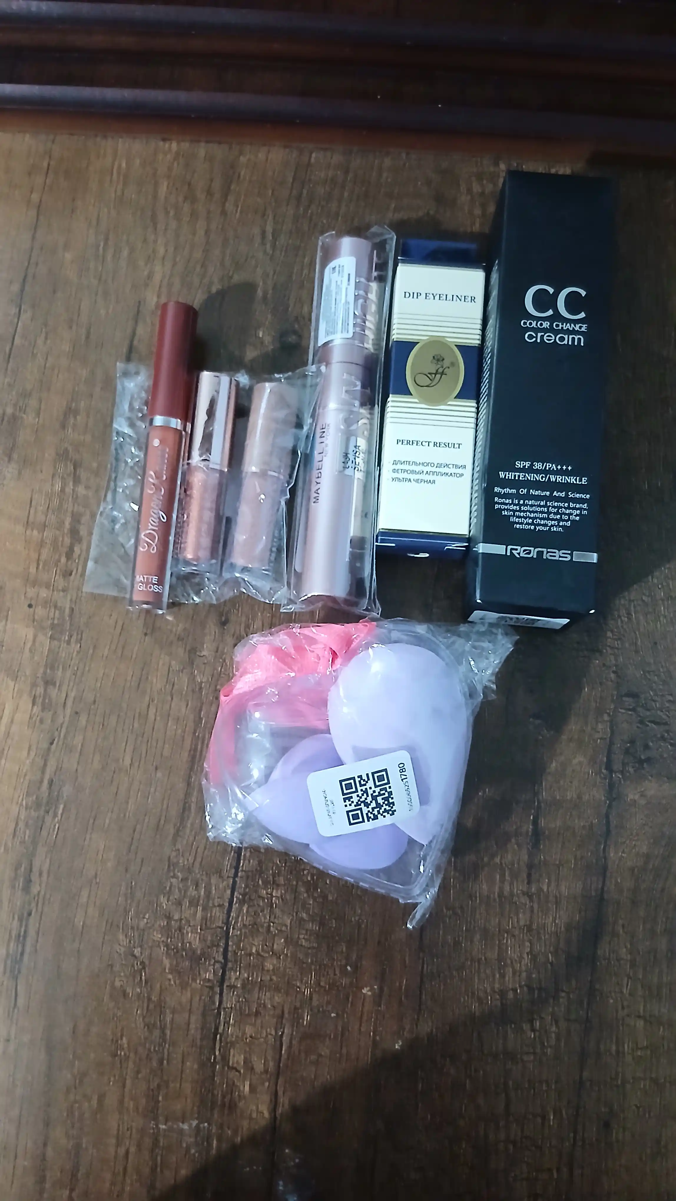 Teri rangiga mos keladigan CC kremi Ronas CC Color Change Cream SPF38 PA+++, 50 ml