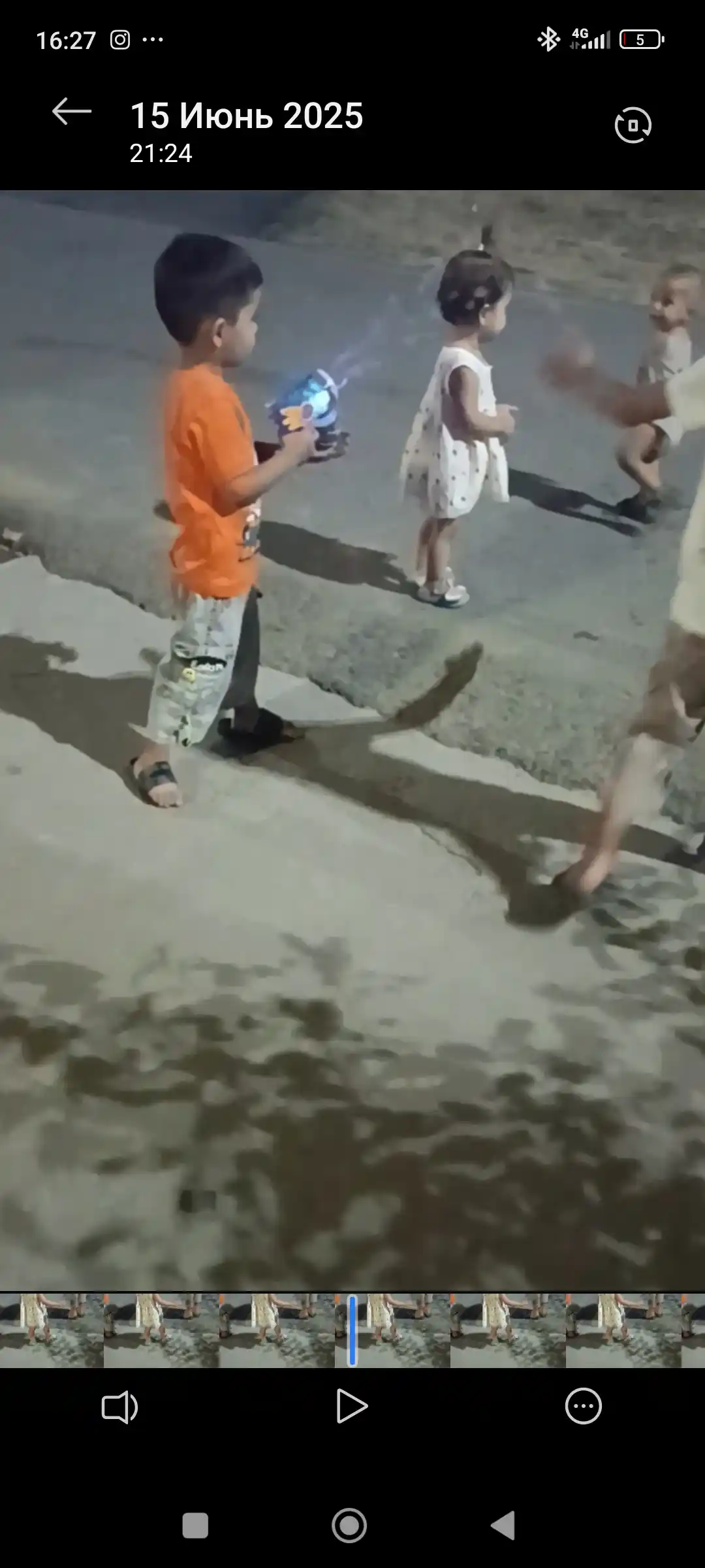 Sovun pufak, pistolet, vanna o‘yinchoqlari, sovun pufaklari generatori, bubble gun