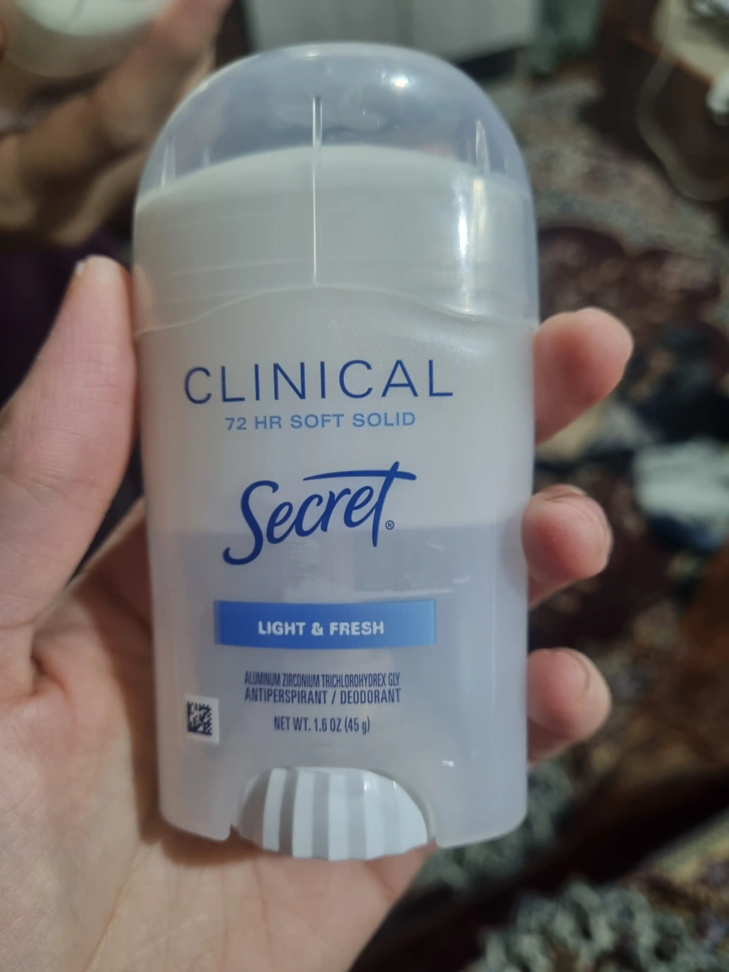 Aнтиперспирант Secret Clinical Light & Fresh, кремовый, 45 г