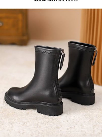 Rus pornosi: Talaba chiroyli oqituvchini sikdi