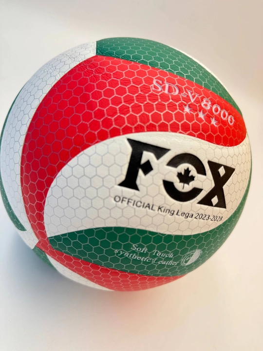 FOX voleybol to‘pi — sifatli sintetik charmli, mashg‘ulot va o‘yinlar uchun qulay tanlov
