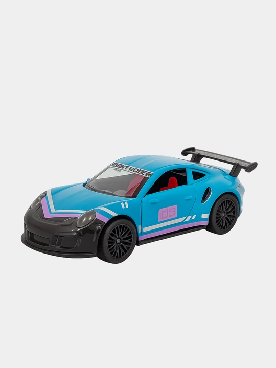 To'plamli metall avtomobil modeli 1:36