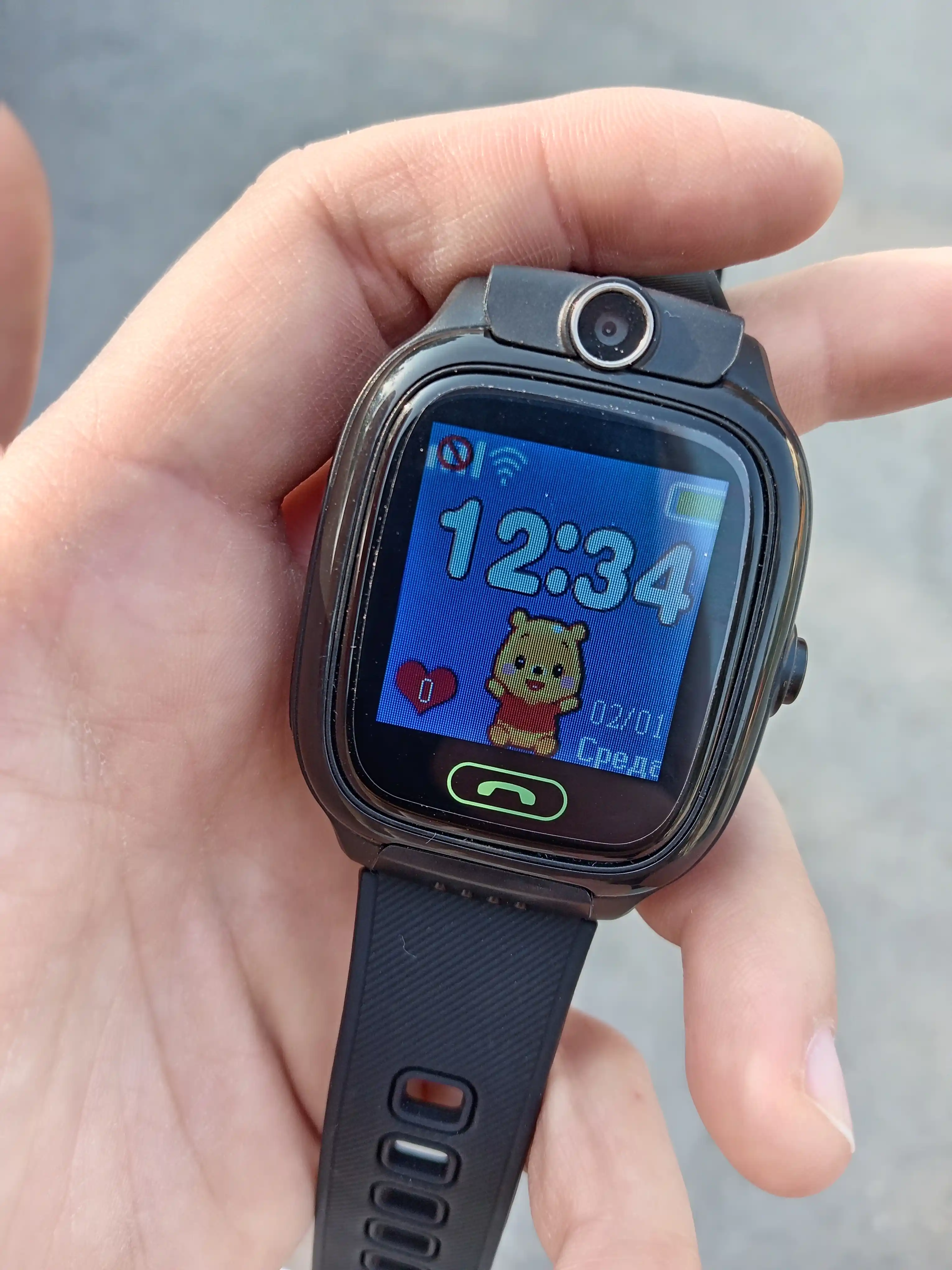 Детские смарт часы с сим картой, GPS прослушкой и удаленным управлением через приложение