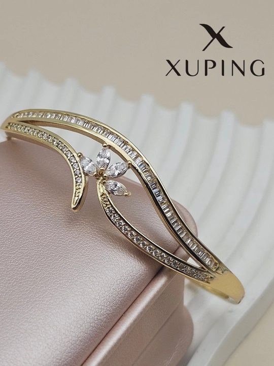 Женский жёсткий браслет Xuping