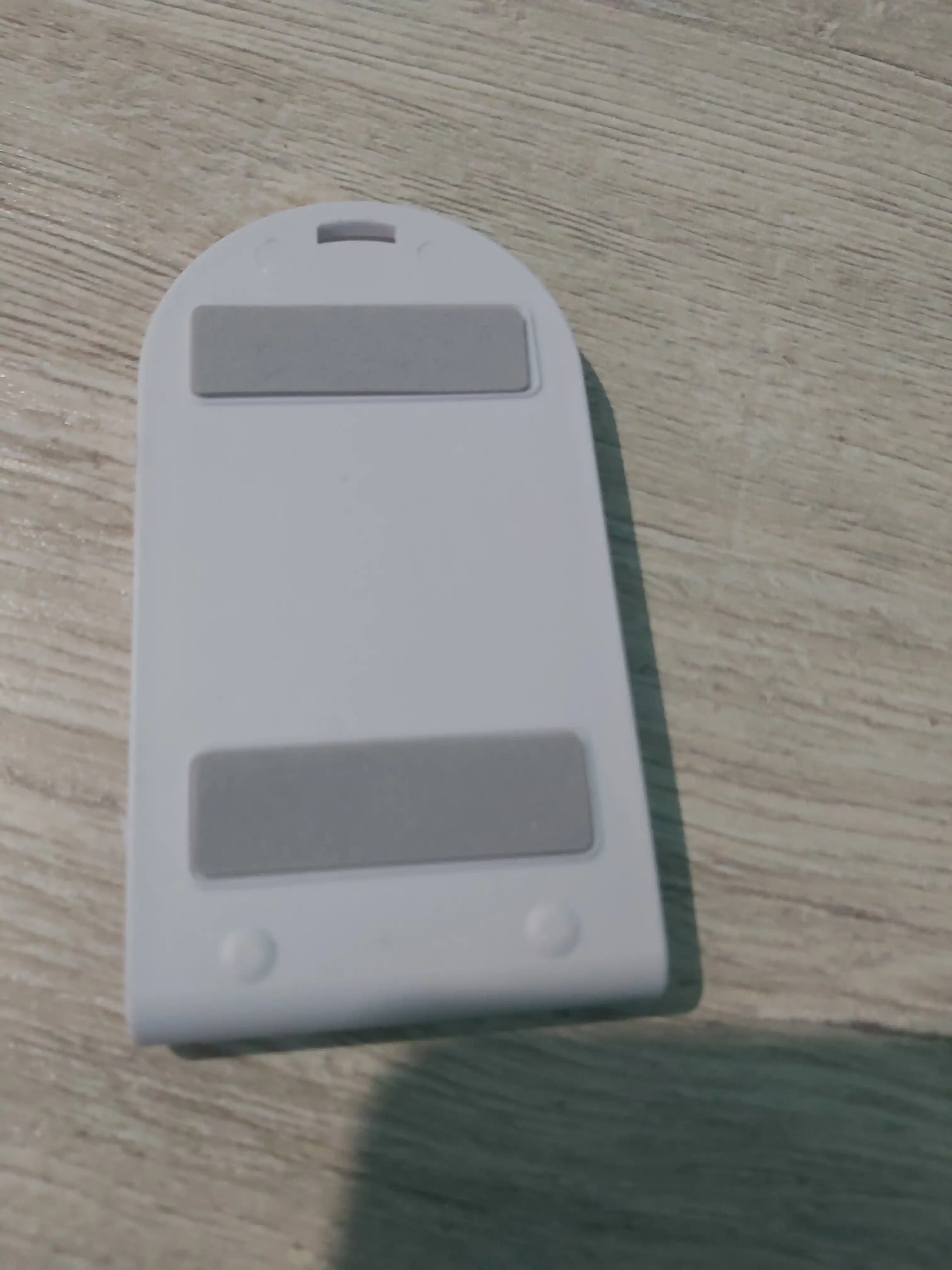Telefon va planshet uchun yig'iladigan telefon ushlagich