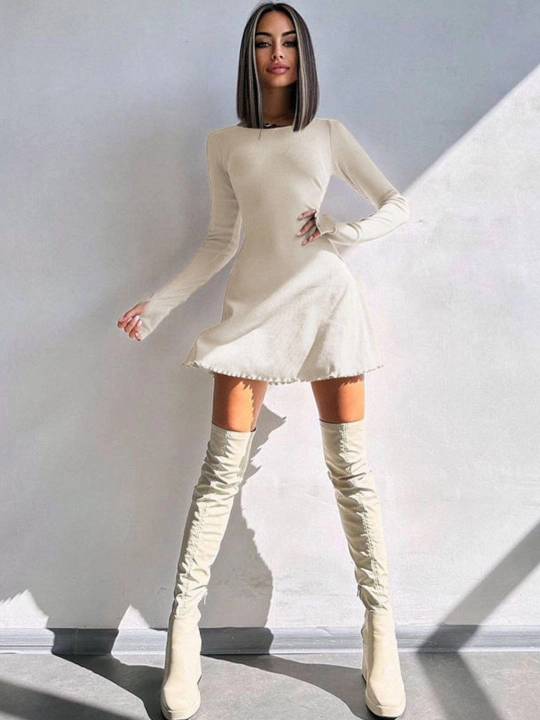 Стильное женское платье с длинными рукавами – в разных цветах