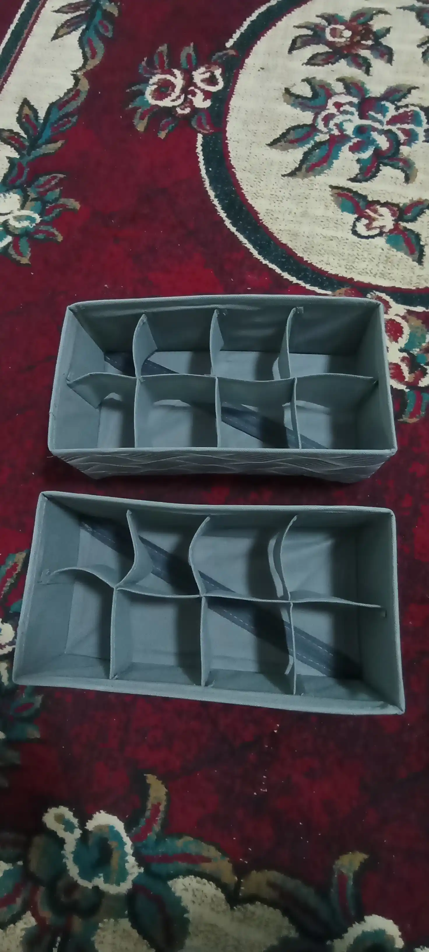 Ichki kiyim tartib bilan saqlash uchun ajratilgan qutilar, 4 ta matoli organayzer to'plami