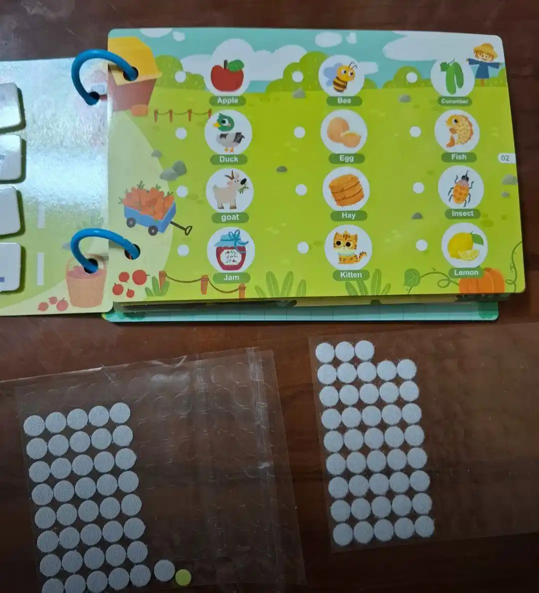 Busybook, rivojlantruvchi kitob, Montessori kitobi