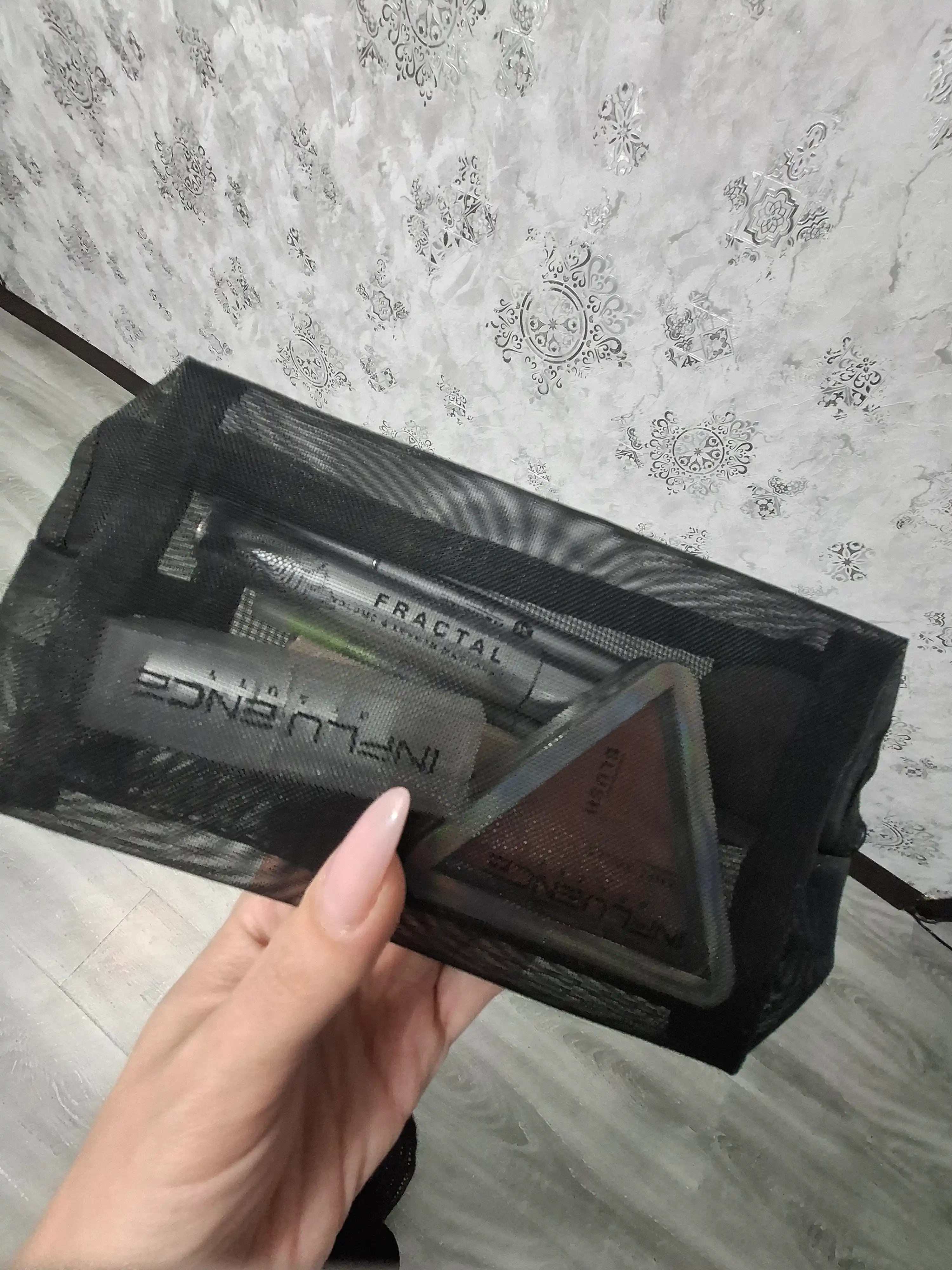 Kosmetik sumka ayollar uchun, ixcham