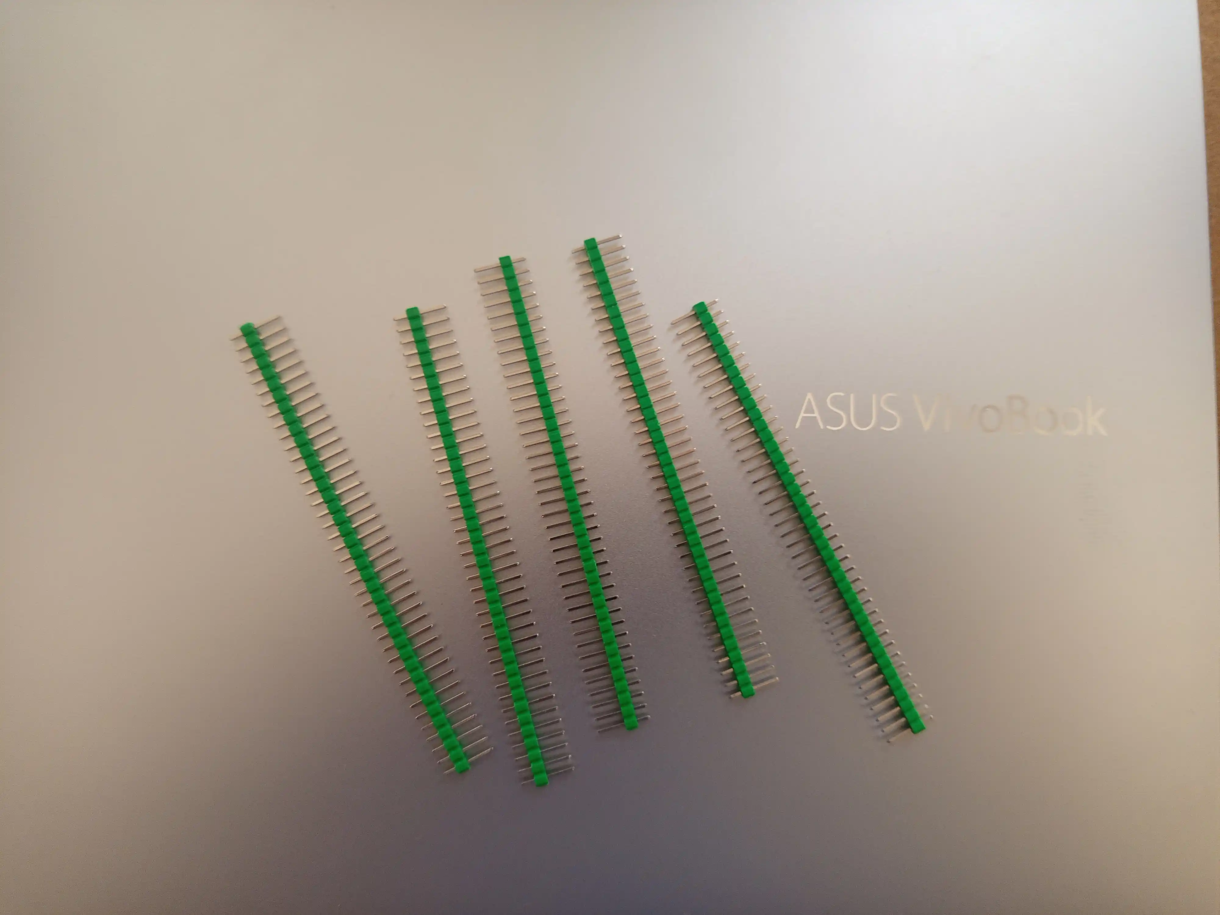 Ulagich 2.54 mm PLS-40, 5 dona