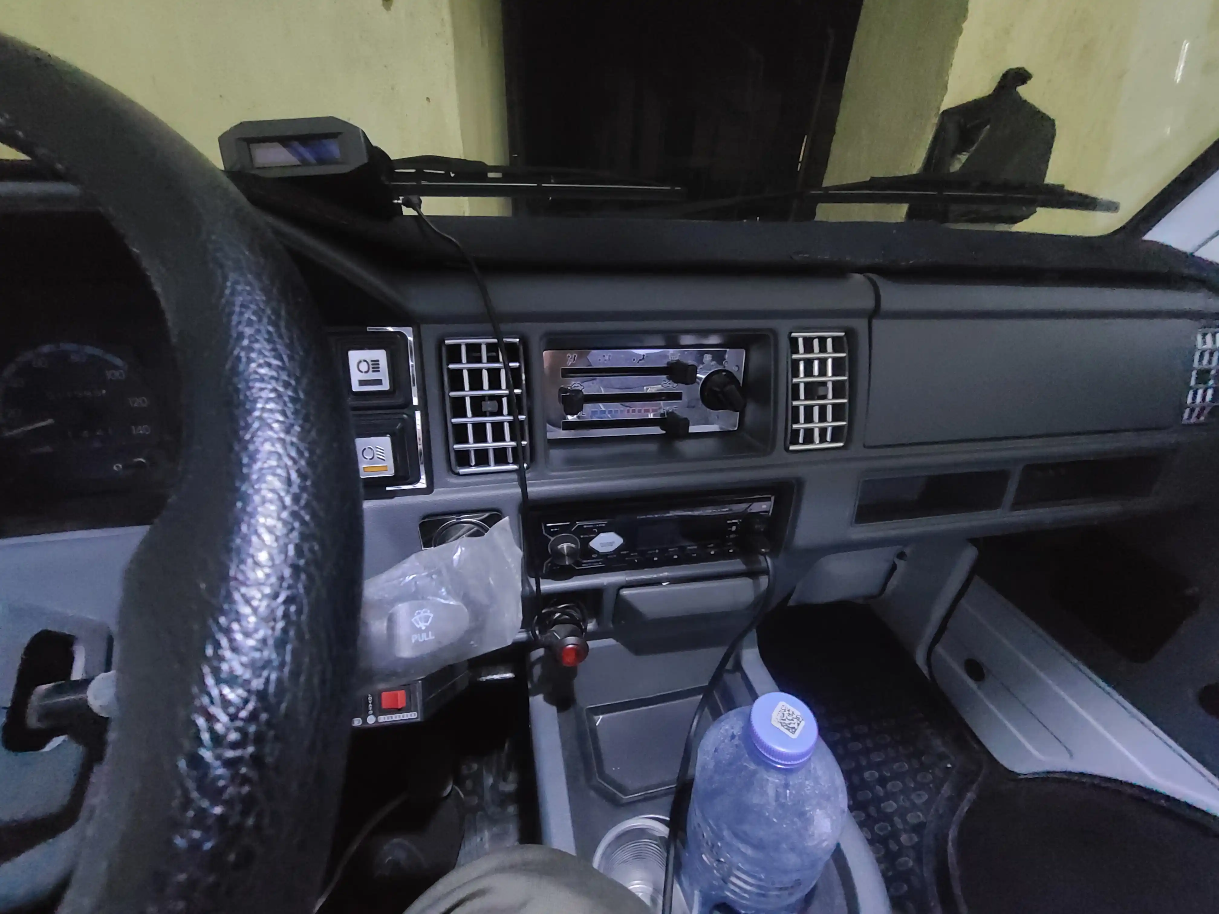 Декоративная накладка на переднюю панель автомобиля Damas