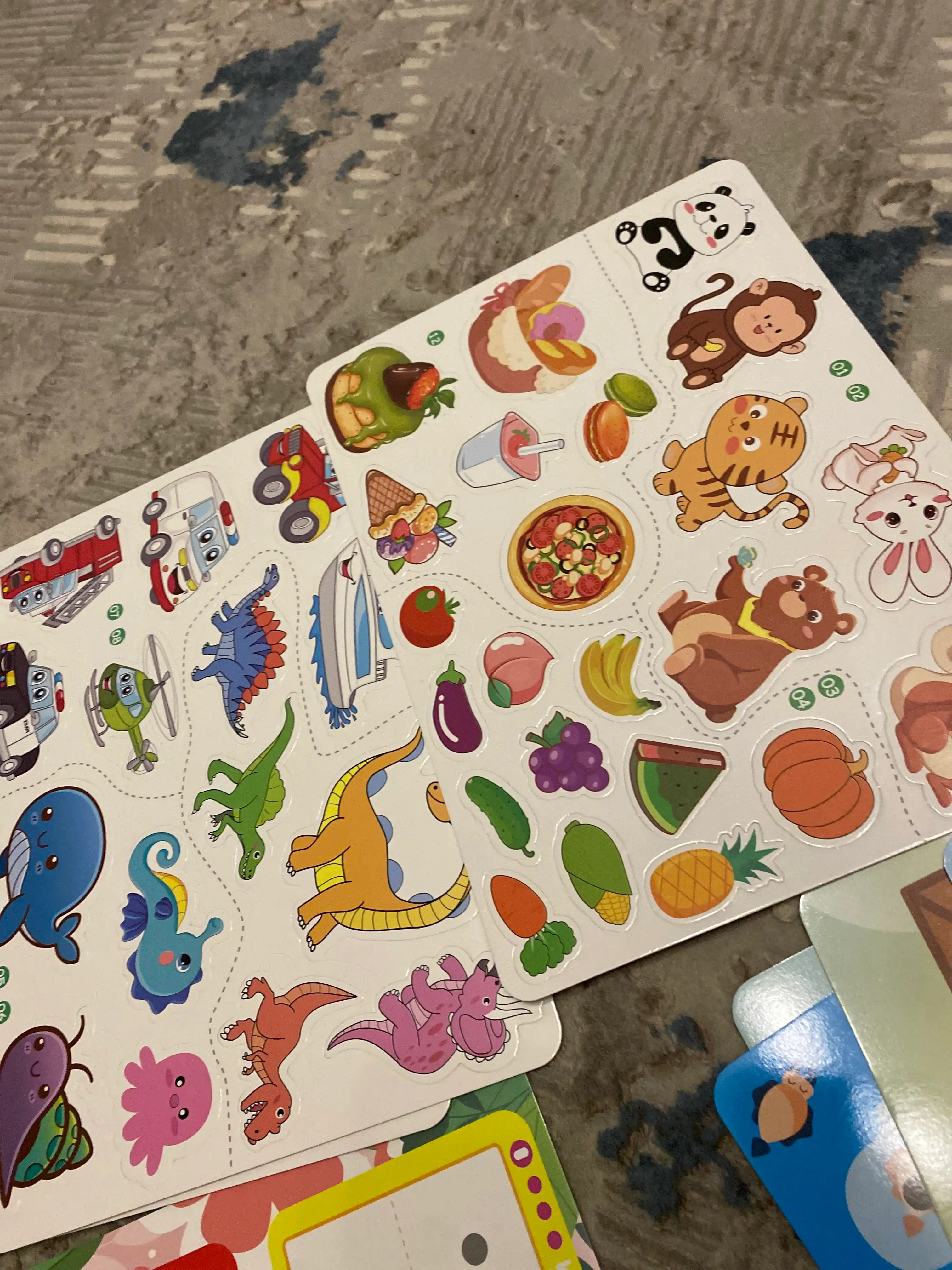 Busybook, rivojlantruvchi kitob, Montessori kitobi