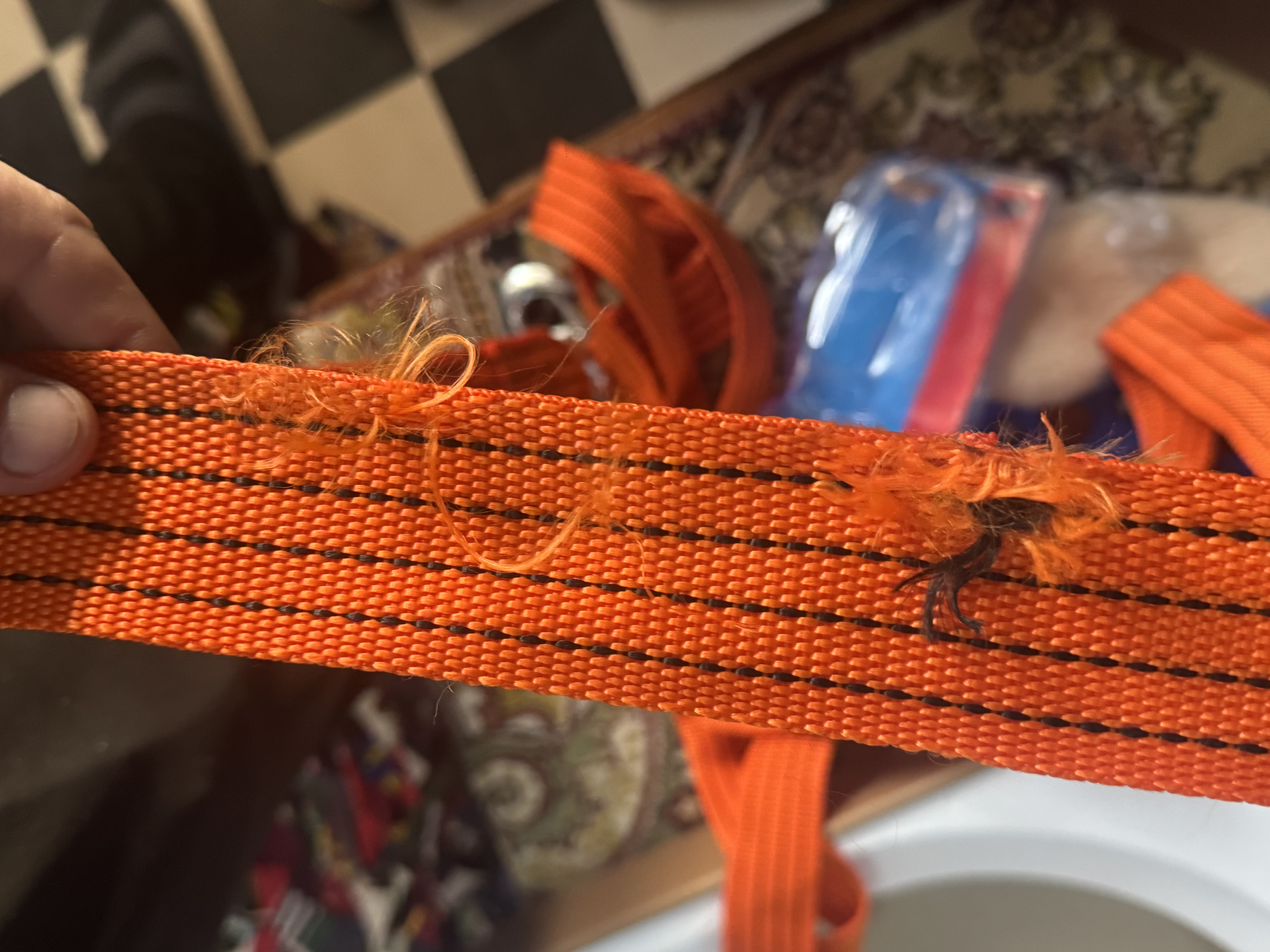 Avtomobil shatakka olish uchun tros, ikki ilgaklari bilan, 5 tonn gacha, uzunligi 4 m
