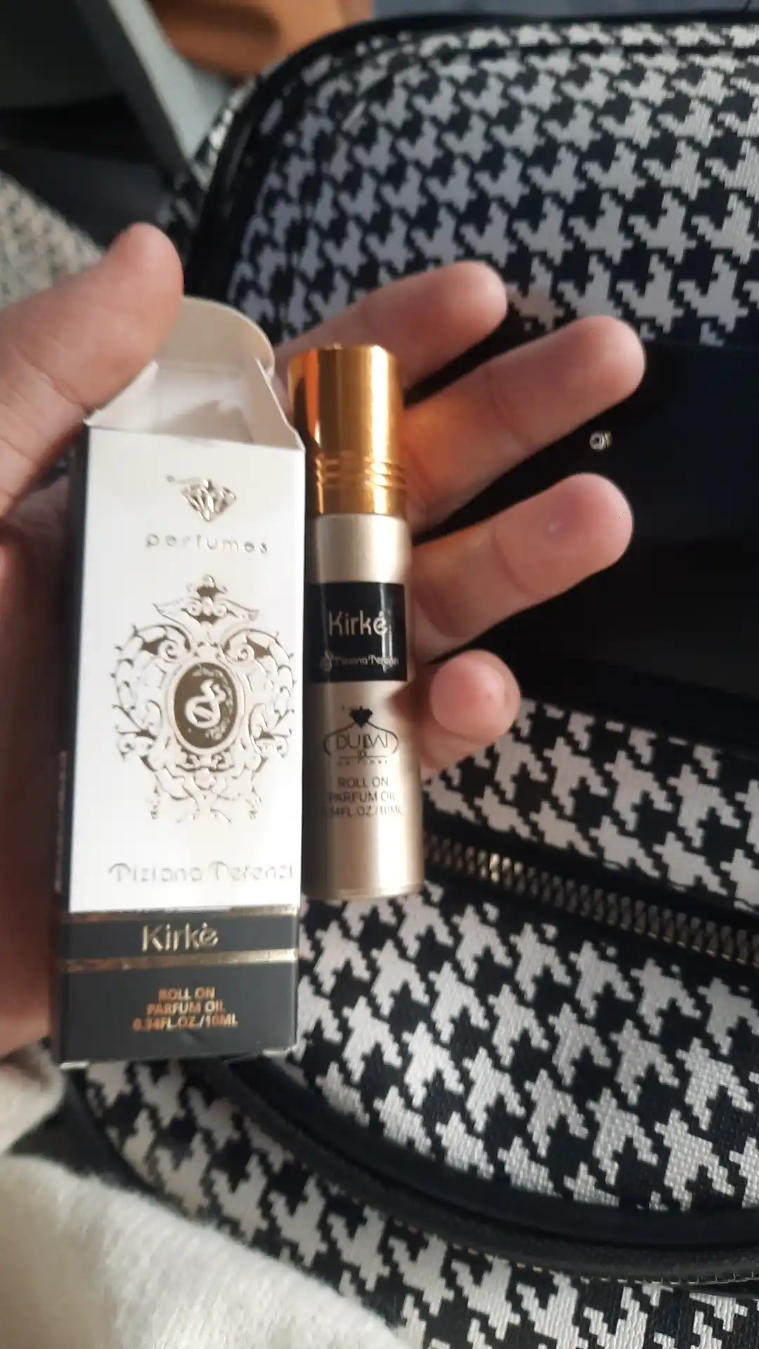 Yog'li atir Kirki ayollar va erkaklar uchun, 10 ml