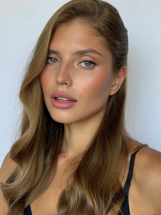 INGLOT Lipstick Matte матовая помада для губ с бархатным soft-touch финишем, стойкая