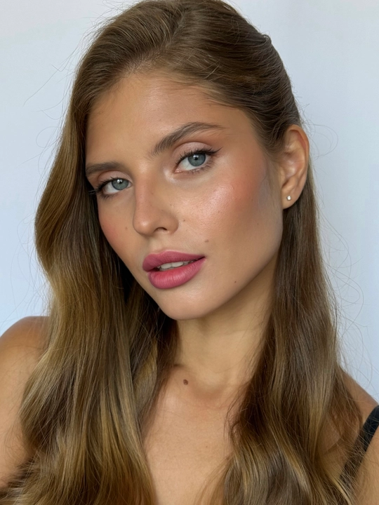 INGLOT Lipstick Matte матовая помада для губ с бархатным soft-touch финишем, стойкая