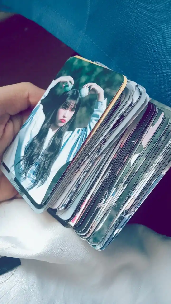 Коллекционные LOMO карточки K-POP G I-DLE, 92 шт, 60 карточек "GIDLE" и 32 стикера