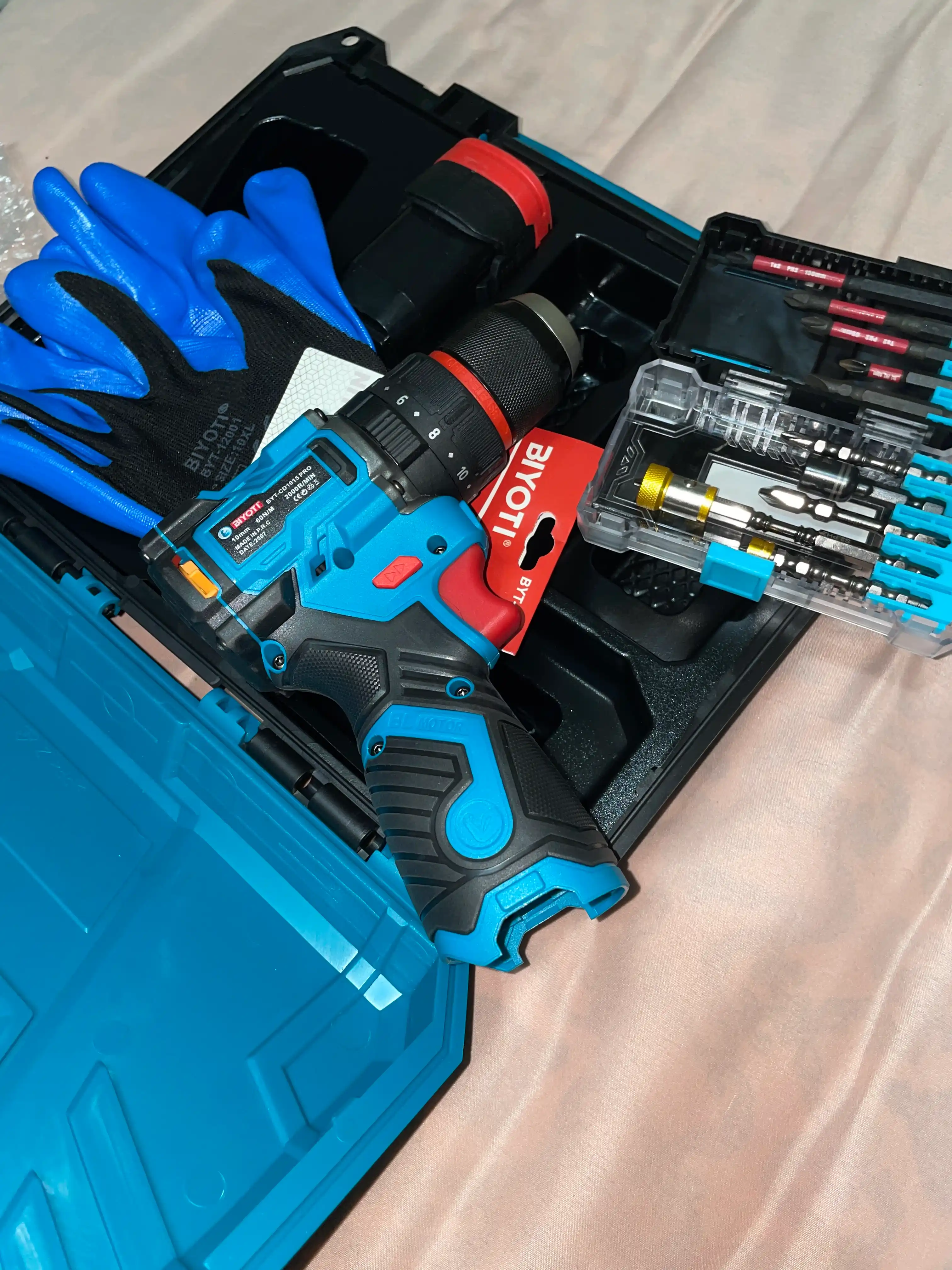 BIYOTI BYT-CD1015 PRO — uy va qurilish uchun kuchli zarbali shurup buragich