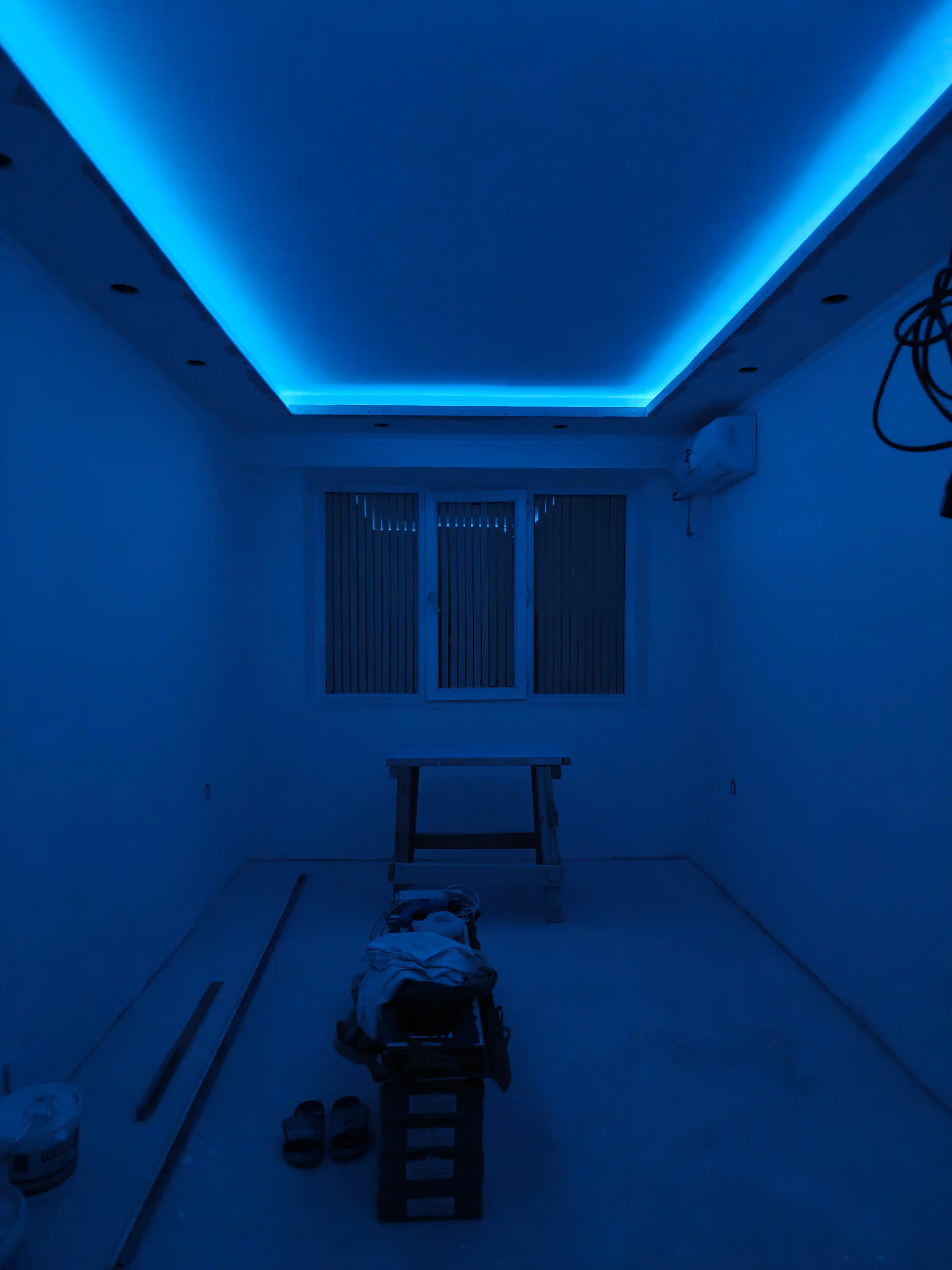 Egiluvchan neon LED tasmasi, RGB LED pulti, tovushga rangli reaksiya
