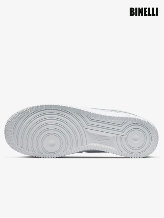 Erkaklar, ayollar va o‘smirlar uchun sport krossovkalar Nike Air Force 1, 40–44 o‘lchamda