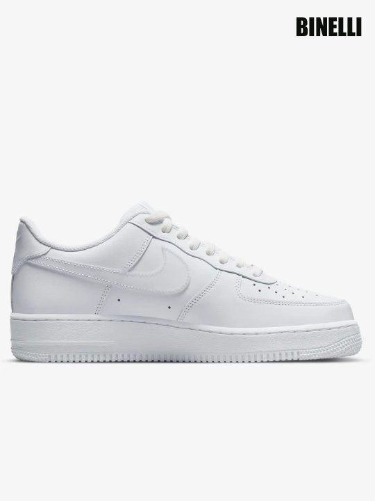 Erkaklar, ayollar va o‘smirlar uchun sport krossovkalar Nike Air Force 1, 40–44 o‘lchamda