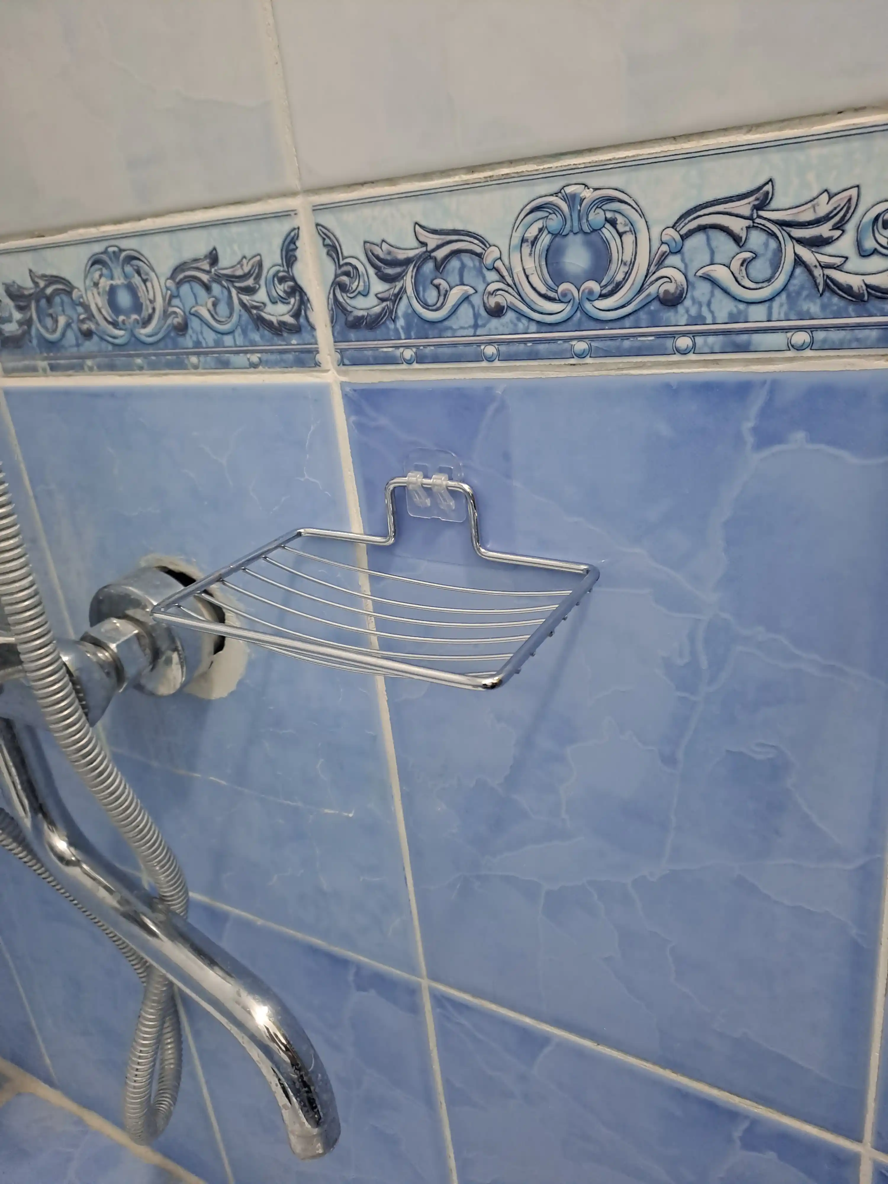 Devorga o'rnatilgan sovun ushlagichi,zanglamaydigan po'latdan sovun idishi, drenajli, xrom
