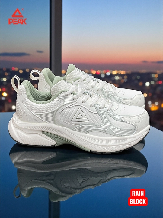 Ayollar uchun krossovkalar PEAK SPORT, yomg'irga qarshi