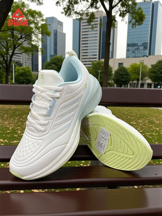 Ayollar uchun krossovkalar PEAK SPORT, yomg'irga qarshi