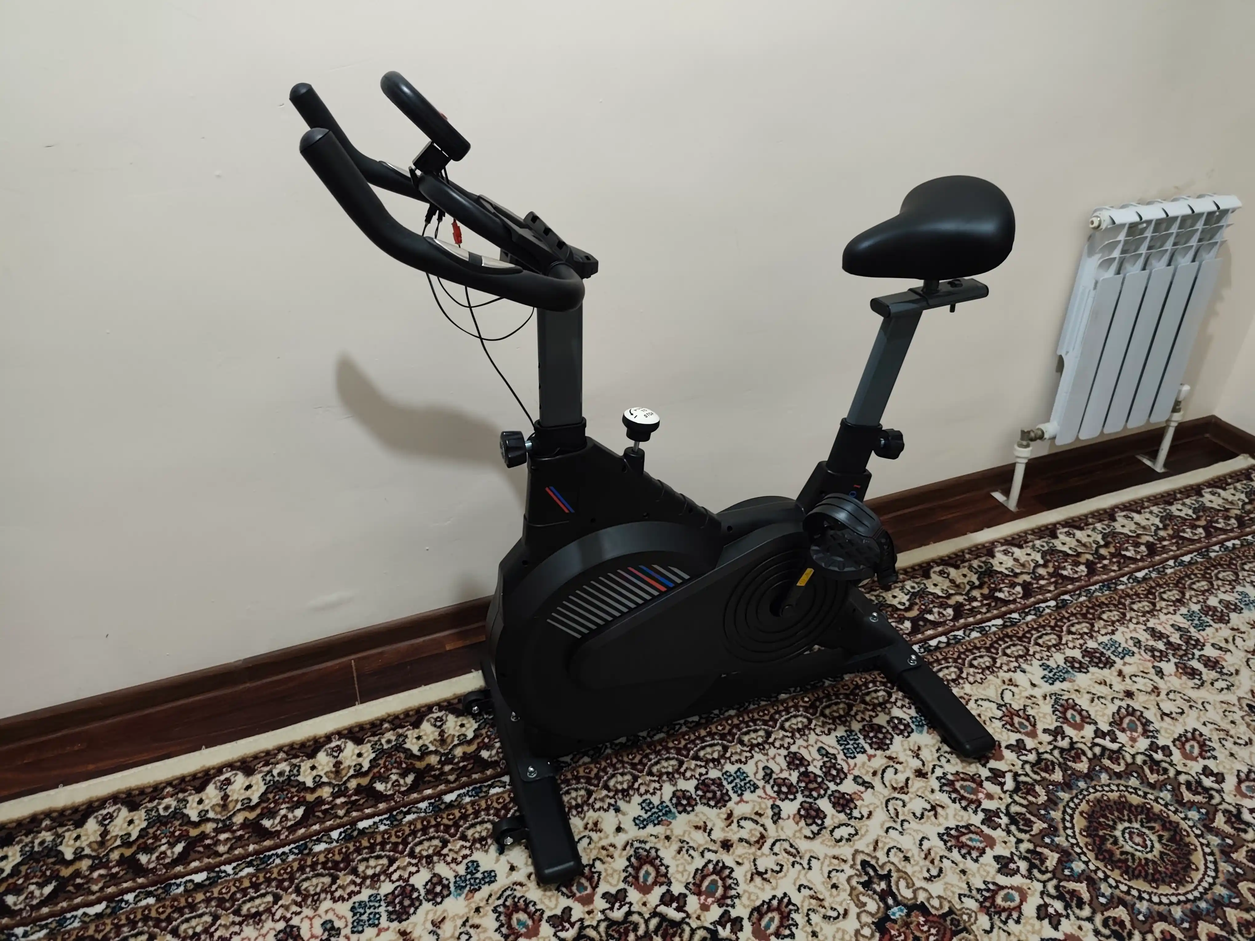 Uy va zal uchun velotrenajyor, mini, ixcham ES-01, 120 kg