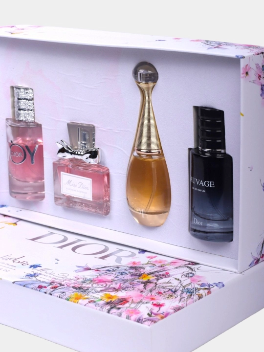 Dior atirlar sovg‘a to‘plami 4x30 ml — har kuni uchun nafis hidlar
