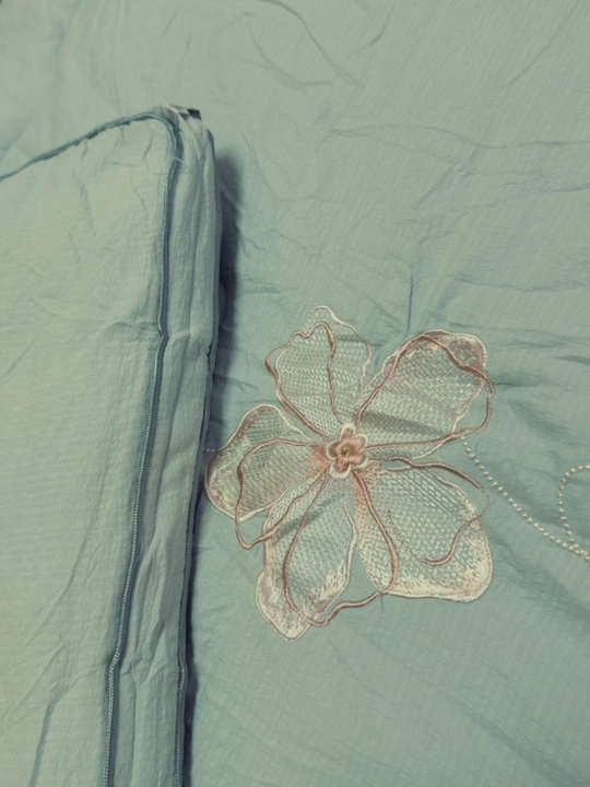 Одеяло Cotton – 100% хлопковый наполнитель, ткань полиэстер, 150×210 см / 200×230 см