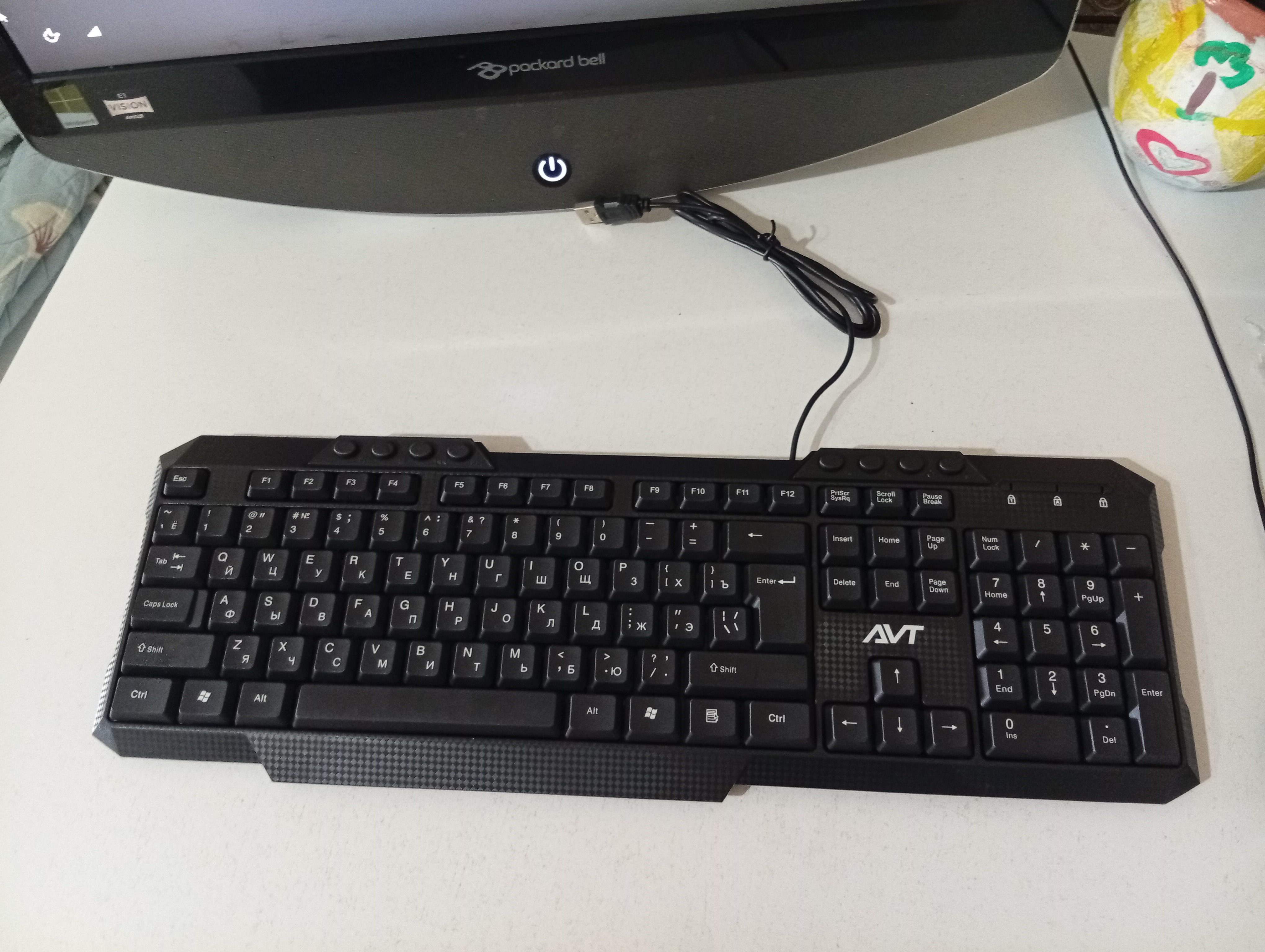 Ofis va uy uchun, kompyuter va noutbuk uchun klaviatura, AVT KBM 302, KBM 301, KBM 300