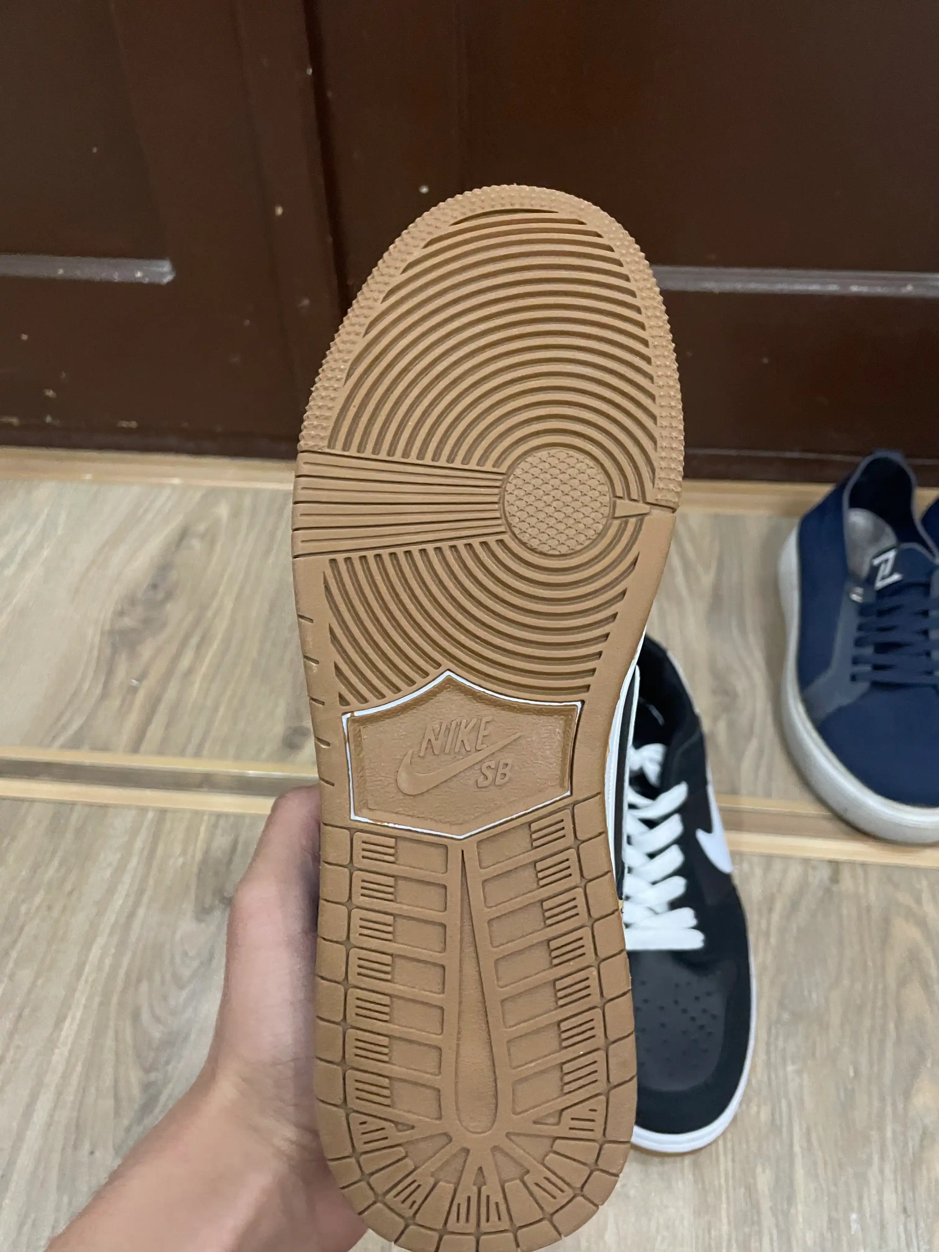 Erkaklar krossovkalari SB Dunk Low Toyota AE86, kuz-qish-bahor,4 turdagi, 40-45 o'lchamlar