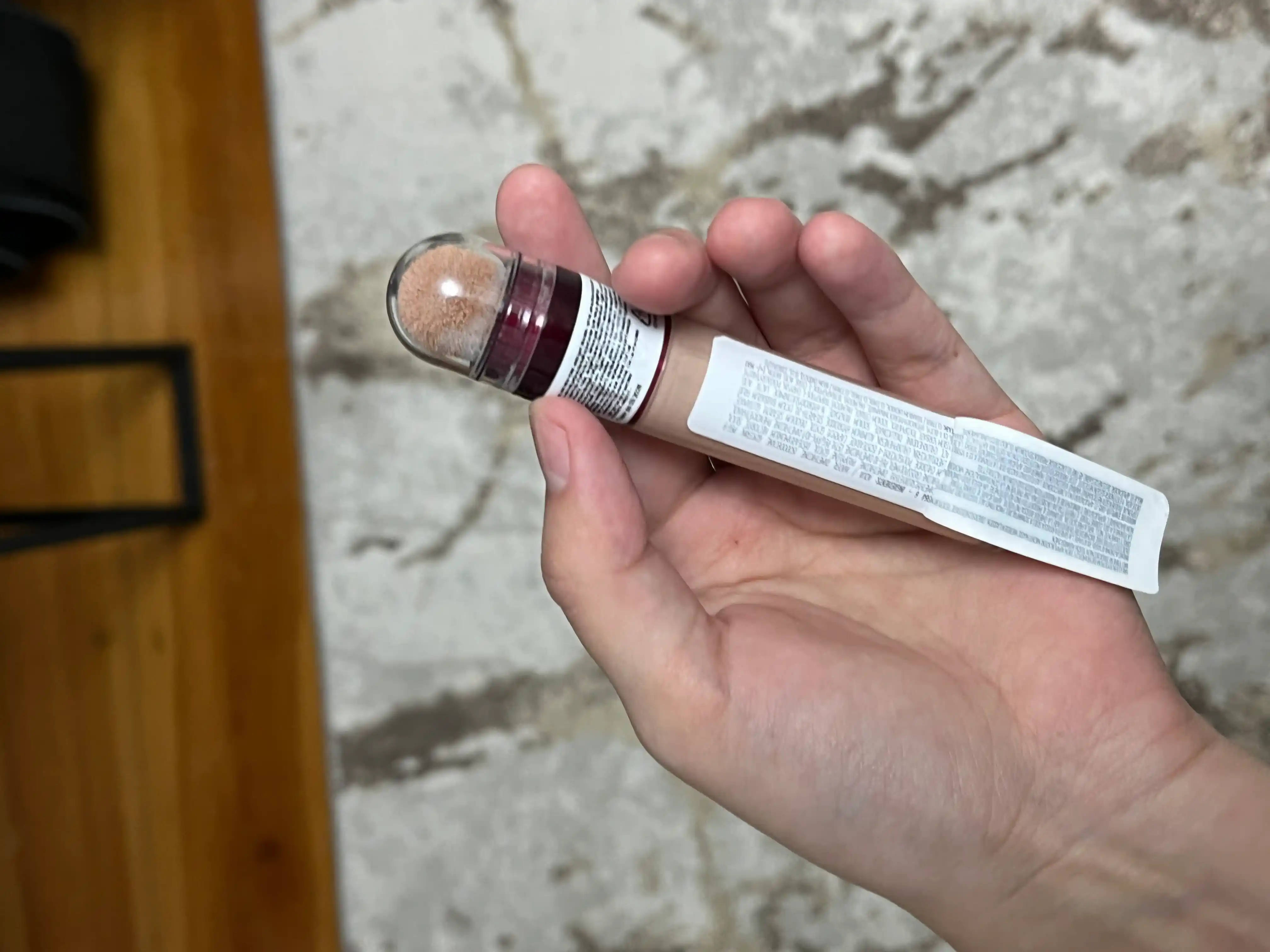 Консилер вокруг глаз Maybelline New York The Eraser Eye, оттенок 03,  6.8 мл