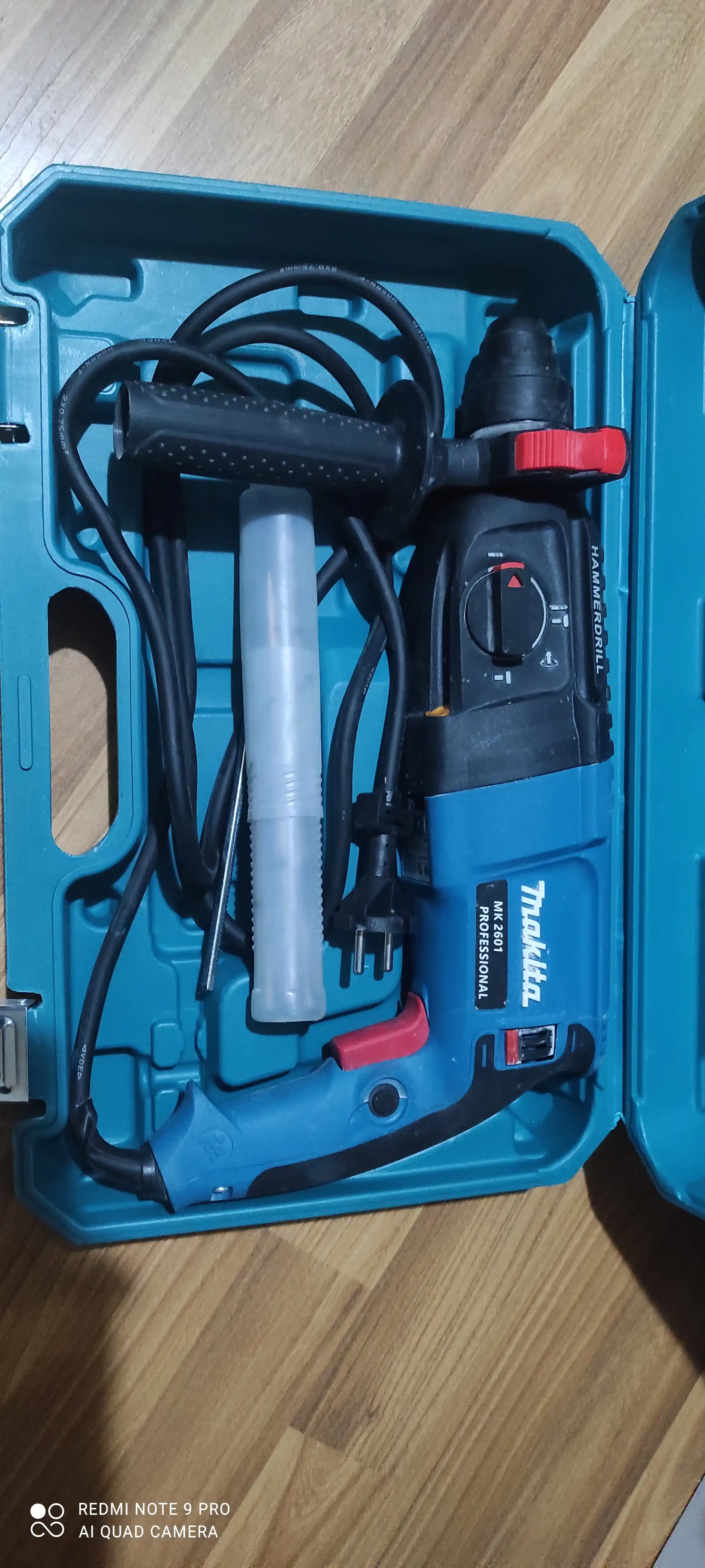Перфоратор MK 02-26 SDS PLUS, 26 мм, 800 Вт, 900 об/мин, 5 буров в комплекте